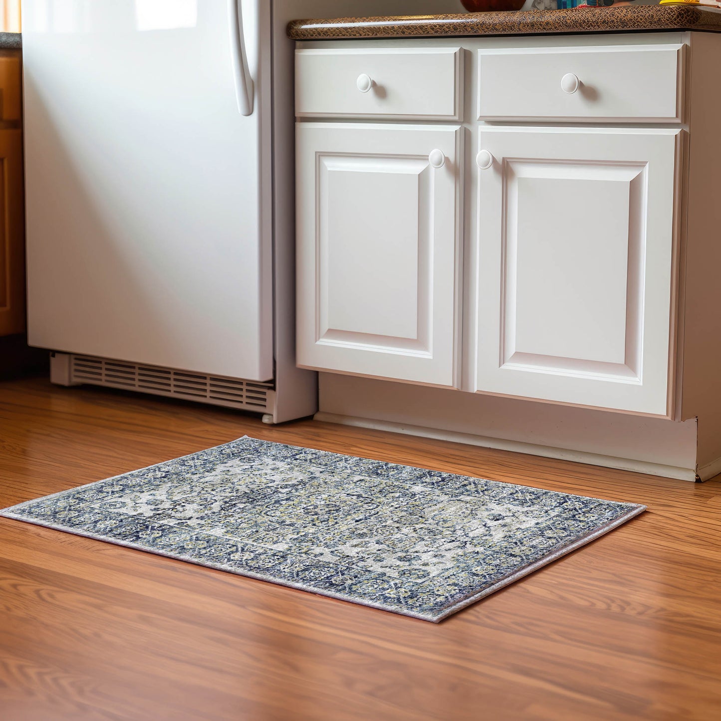 Dalyn Rugs Tuscany TU1 Silver Traditional Machine Made Rug