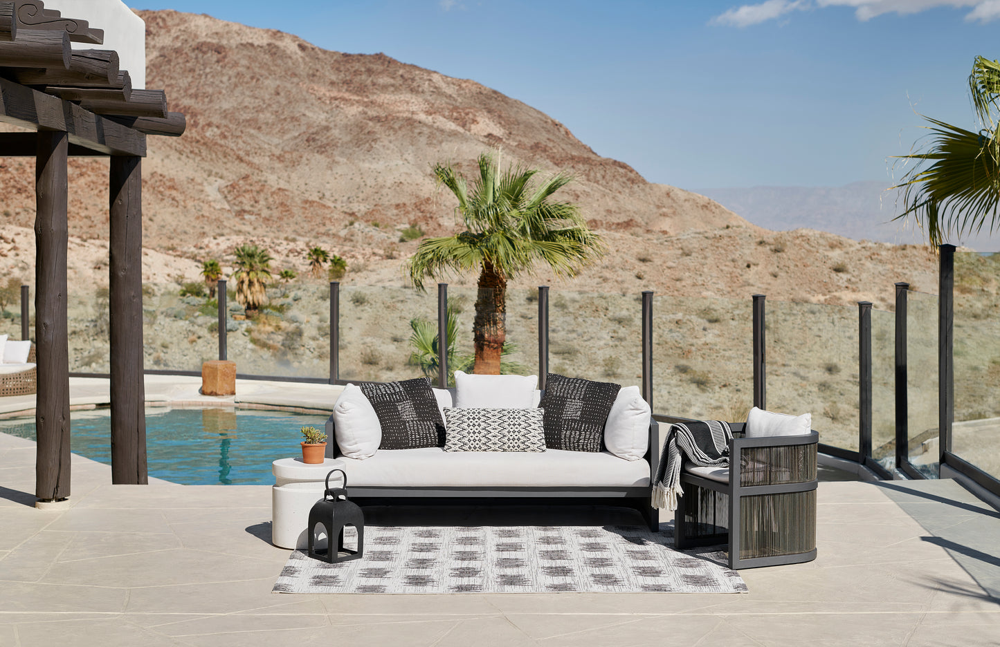 Novogratz Villa Ivory Transitional
