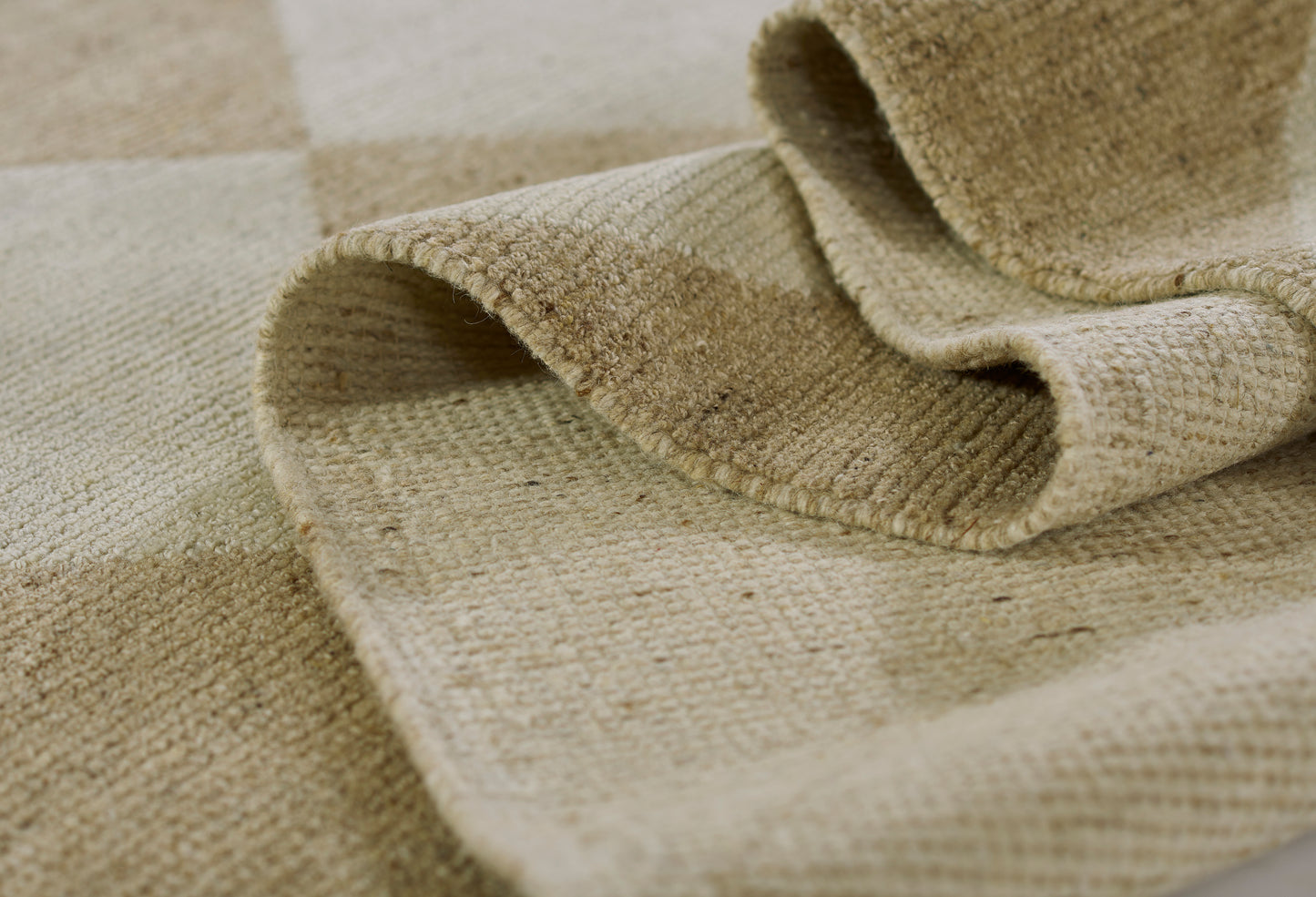Momeni Willow Beige Contemporary