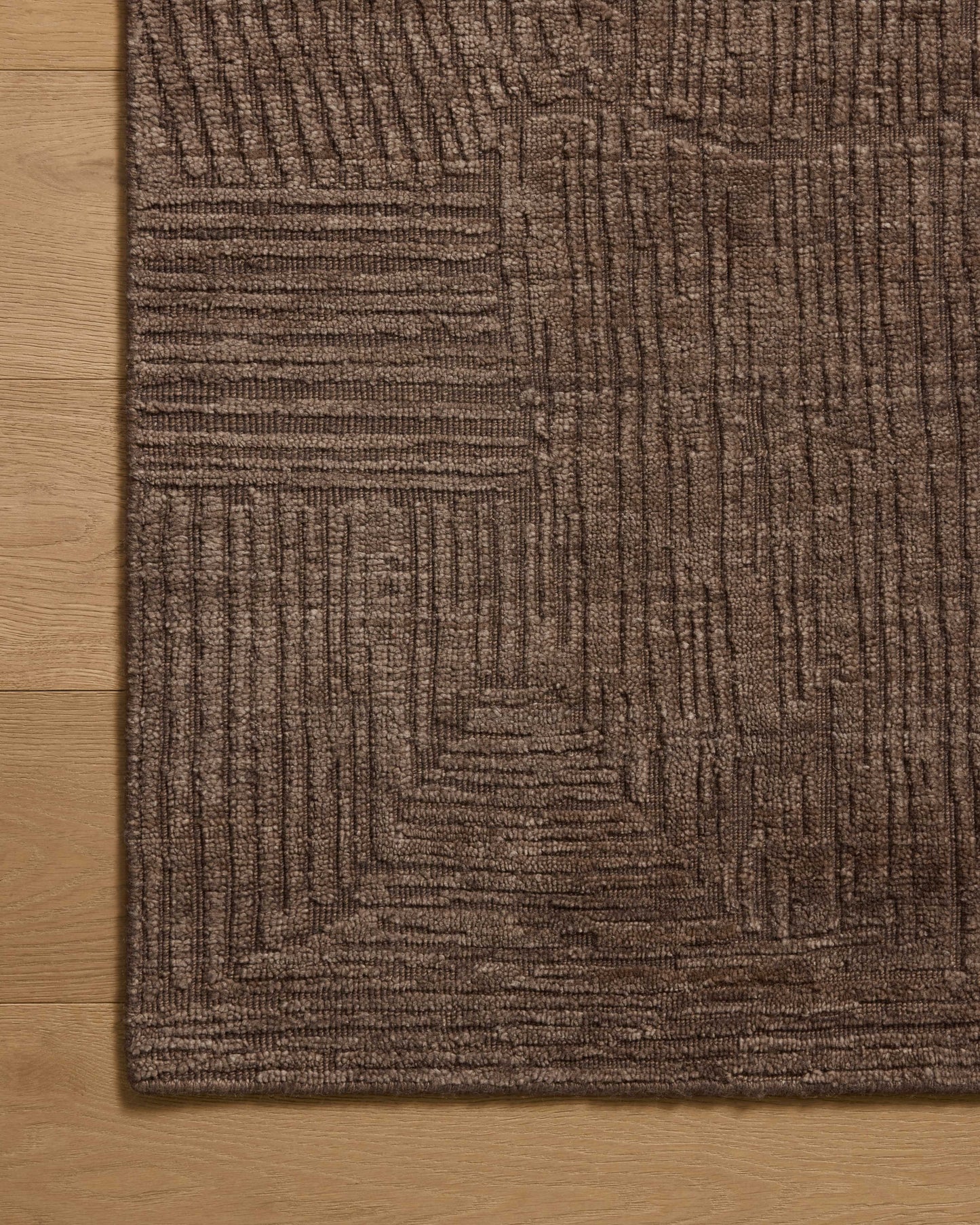 Loloi Woods Bark Contemporary