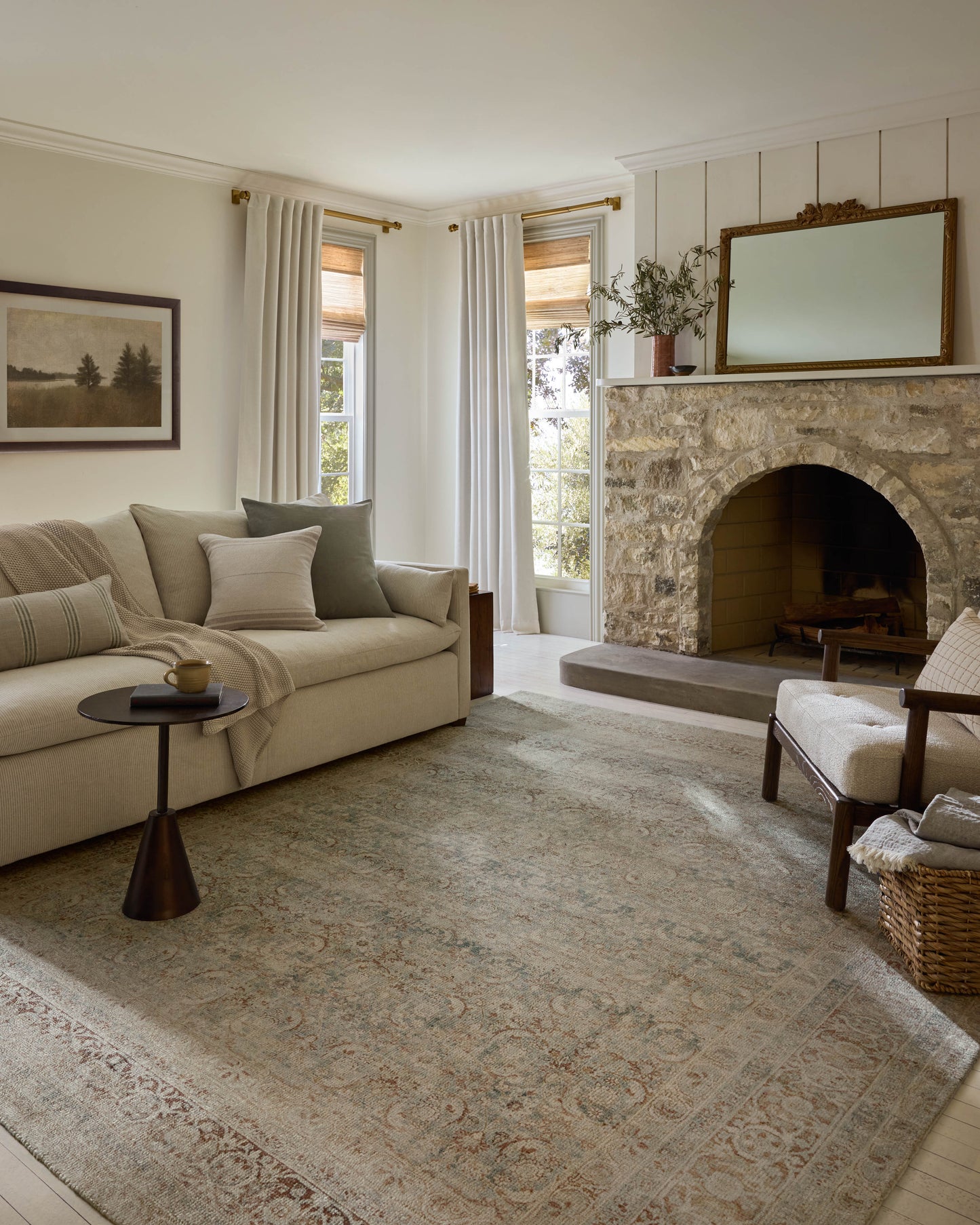 Magnolia Home by Joanna Gaines x Loloi Wimberly Sky Copper Traditional