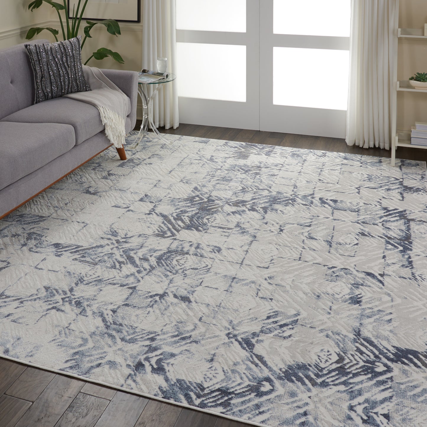 Nourison Home Urban Decor Ivory Blue Contemporary
