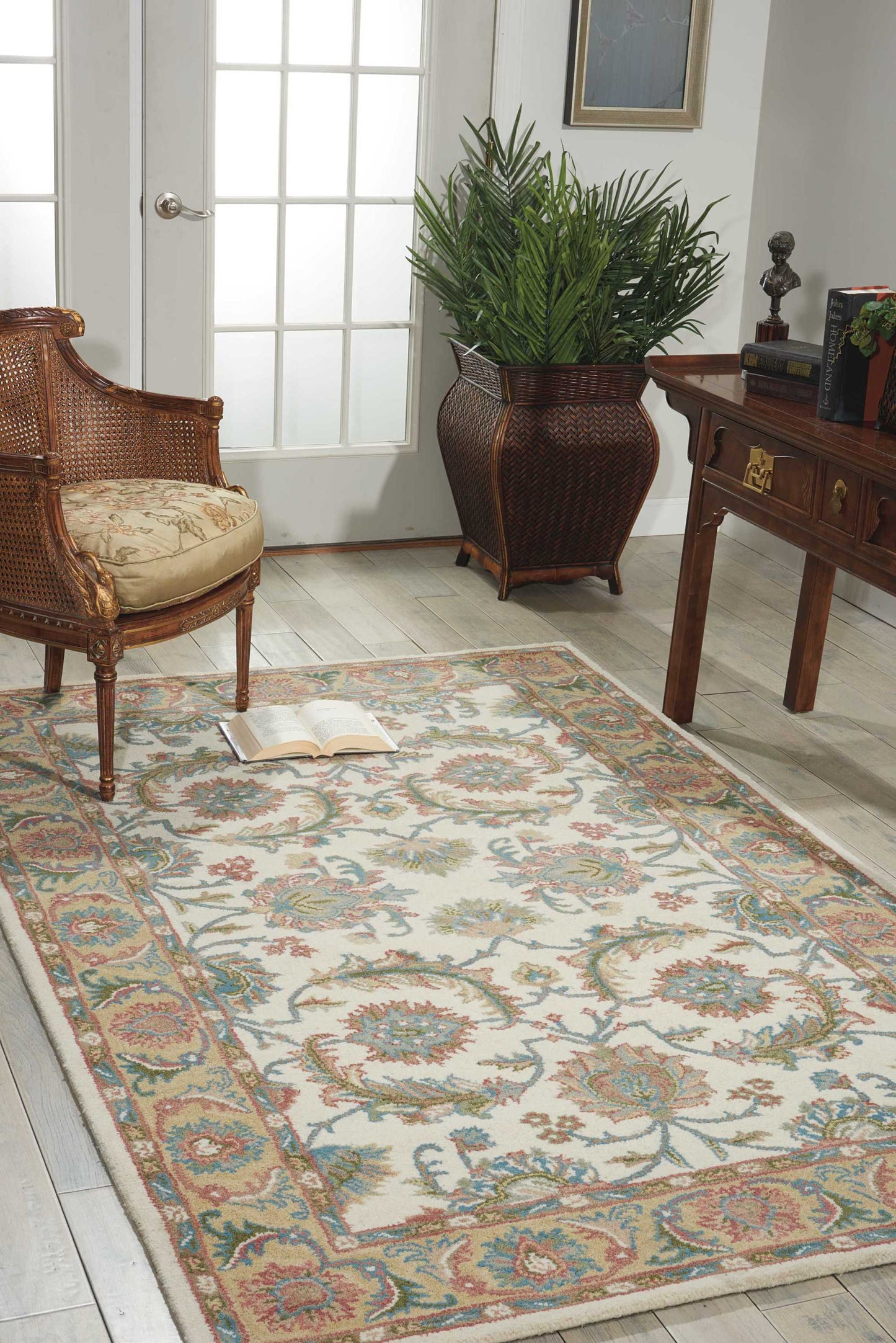 Nourison Home India House Ivory Gold Traditional