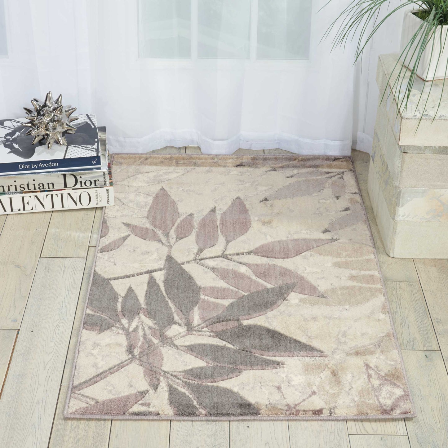 Nourison Home Utopia Silver Contemporary