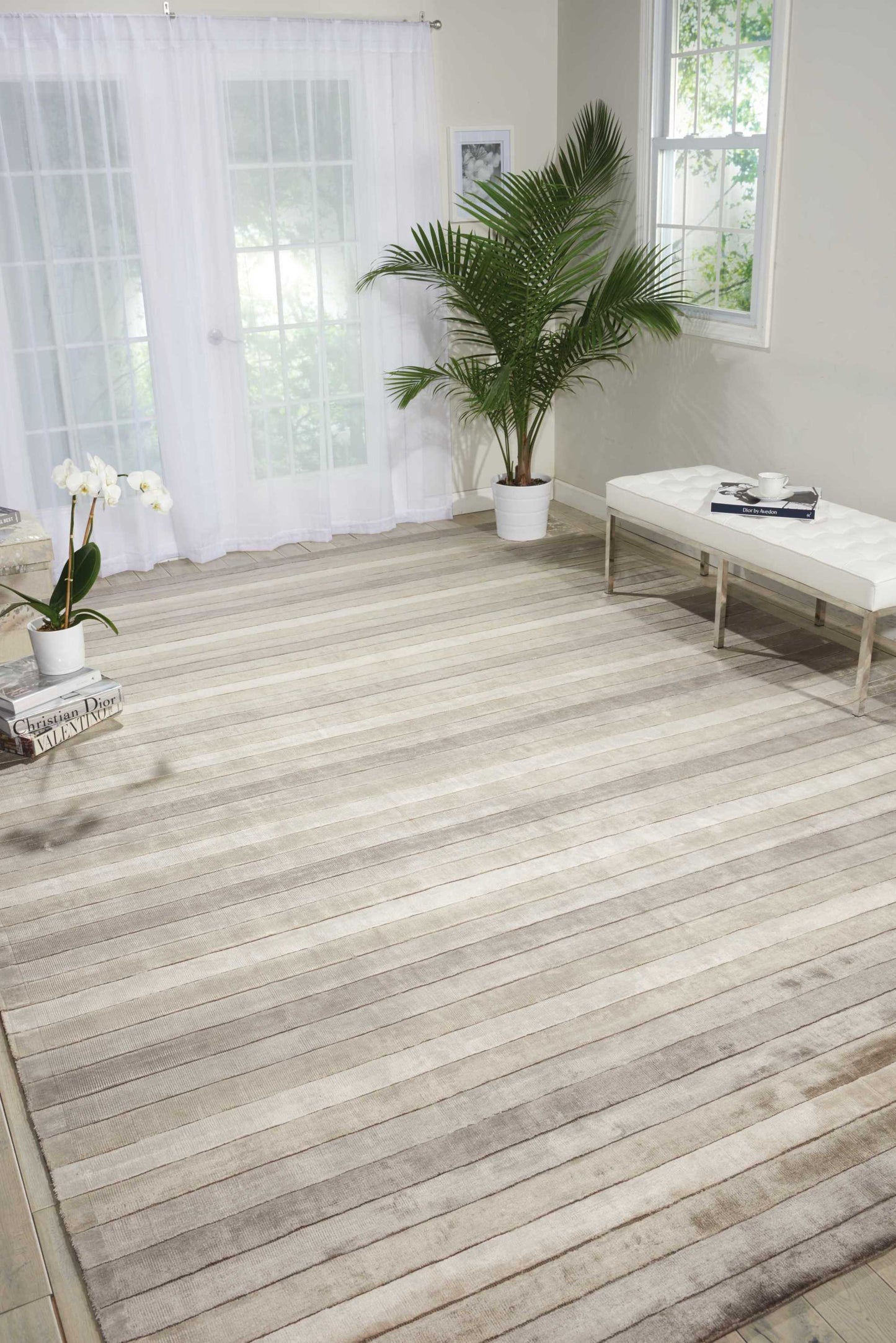 Nourison Home Aura Silver Shadow Contemporary