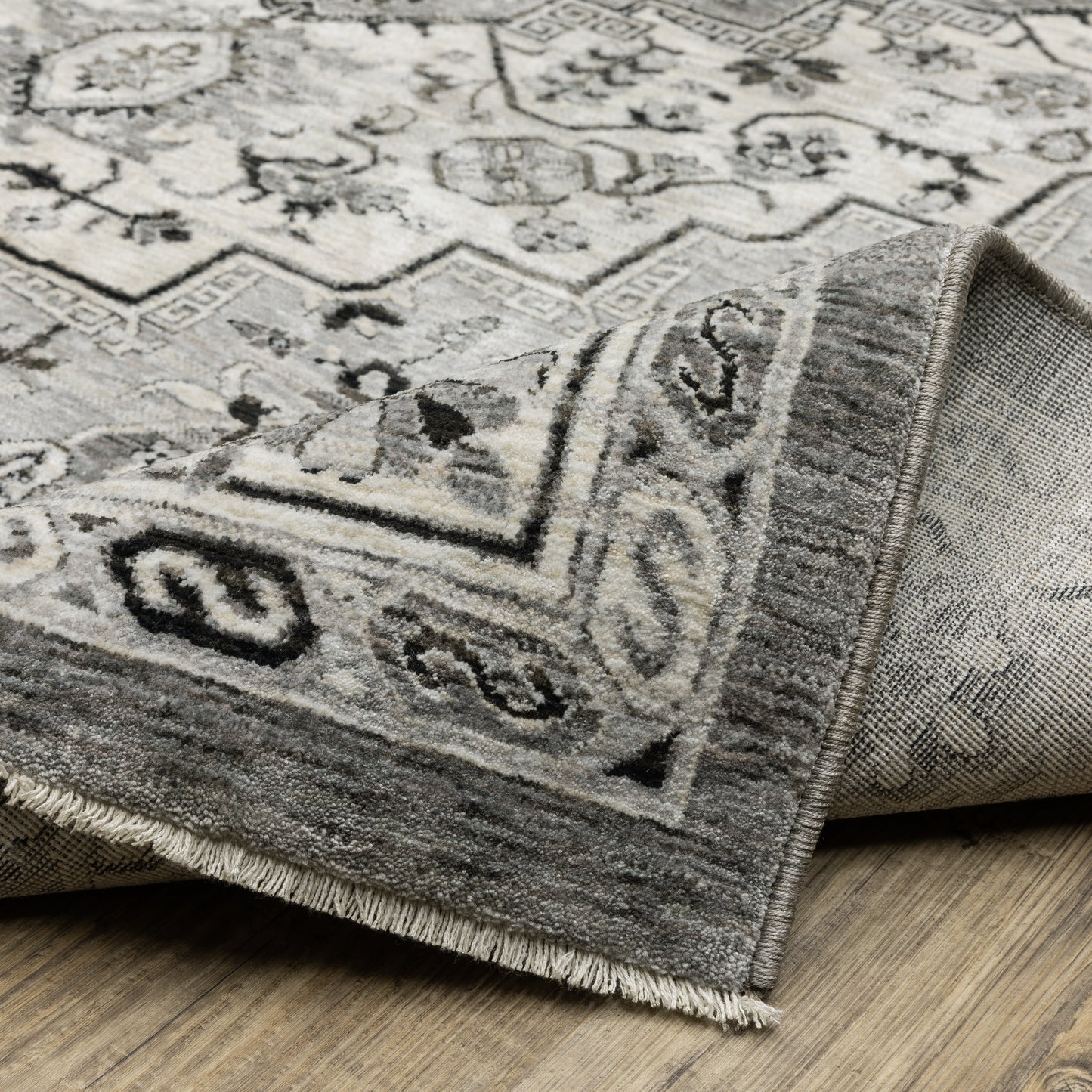 Oriental Weavers Chamberlain Grey Ivory Traditional