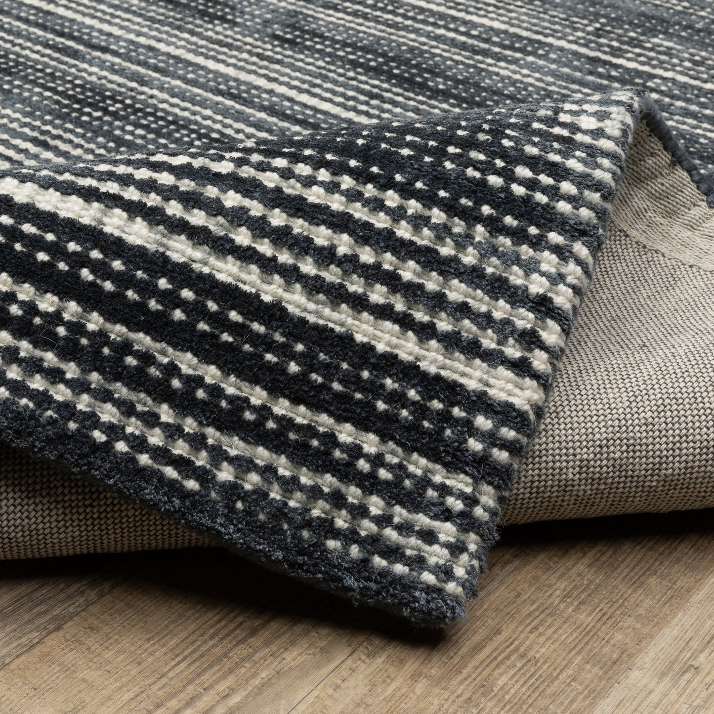 Oriental Weavers Circa Black Ivory Industrial