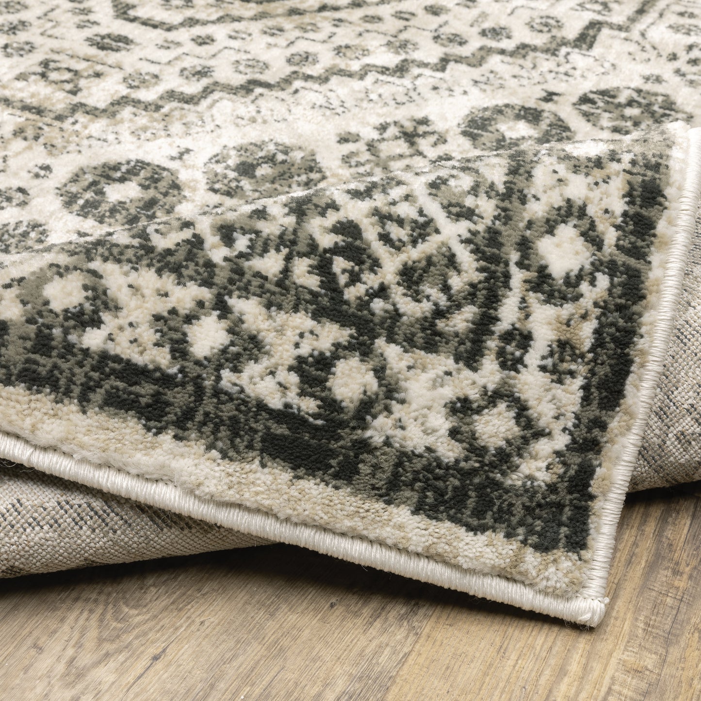 Oriental Weavers Georgia Ivory Grey Vintage