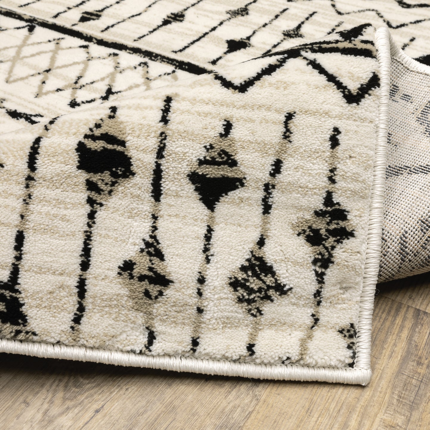 Oriental Weavers Georgia Ivory Black Bohemian