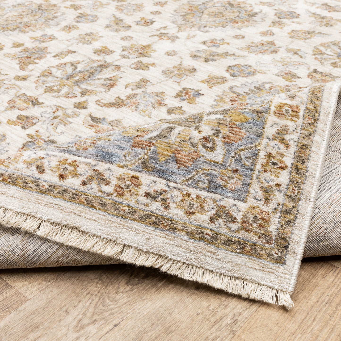 Oriental Weavers Maharaja Ivory Blue Traditional