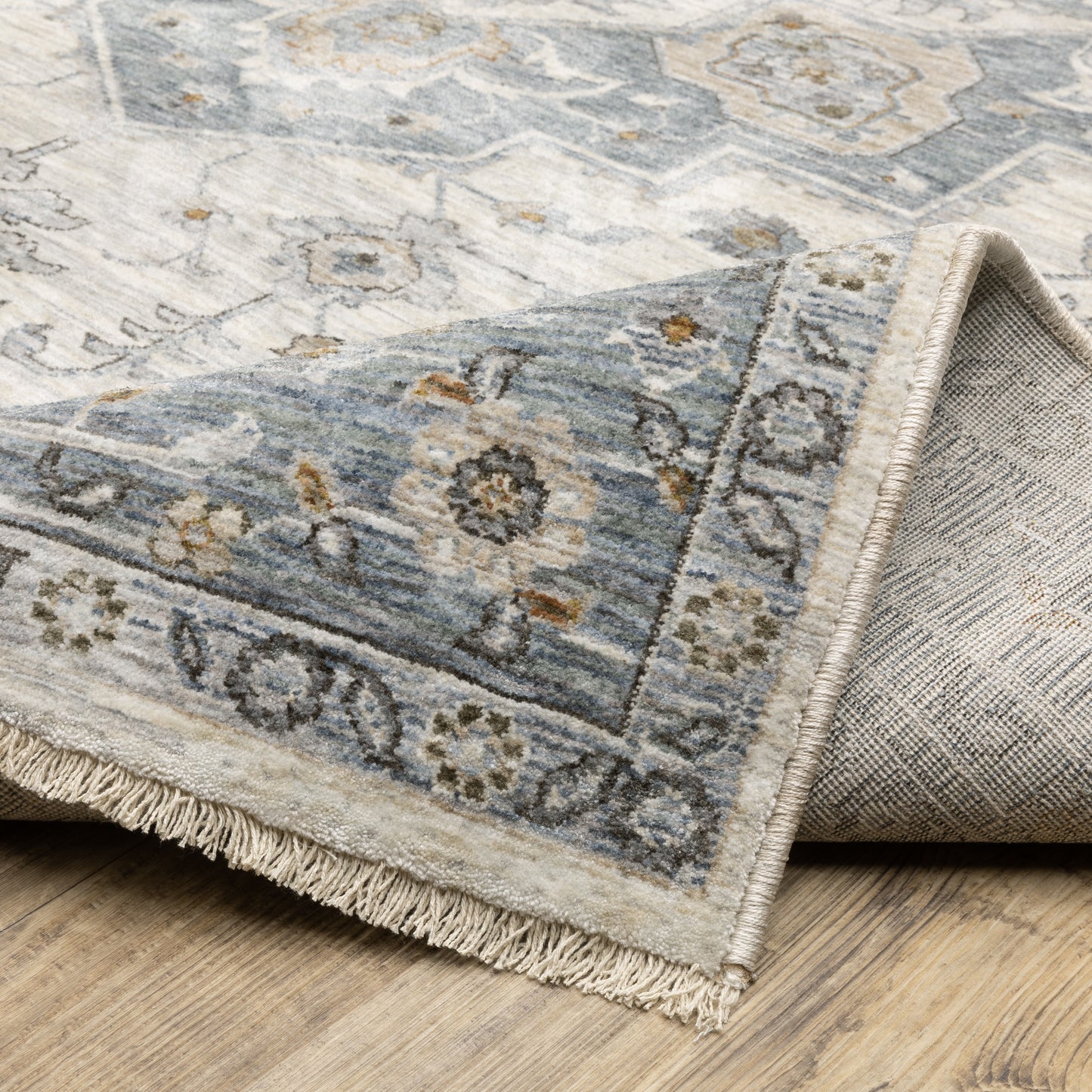 Oriental Weavers Maharaja Blue Ivory Traditional