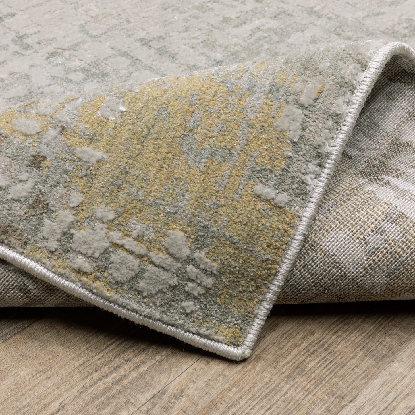 Oriental Weavers Mallory Beige Gold Contemporary