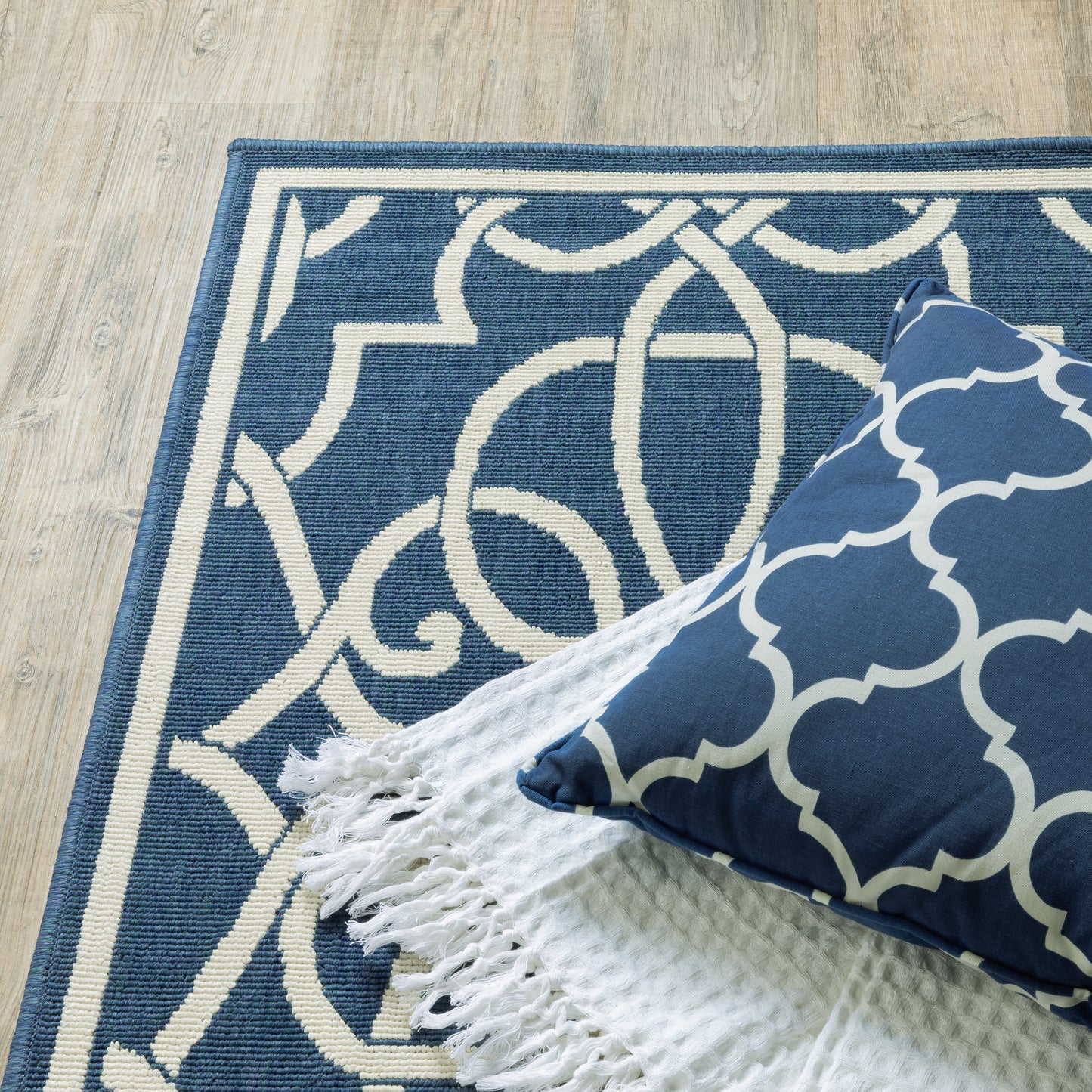 Oriental Weavers Meridian Navy Ivory Moroccan
