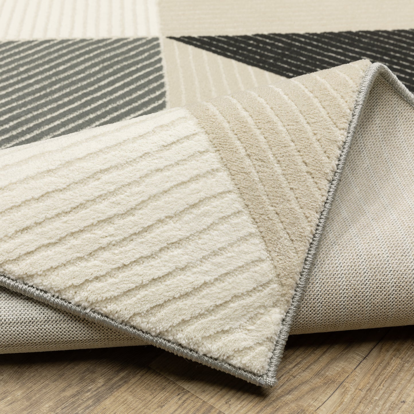 Oriental Weavers Raylan Ivory Black Modern & Contemporary