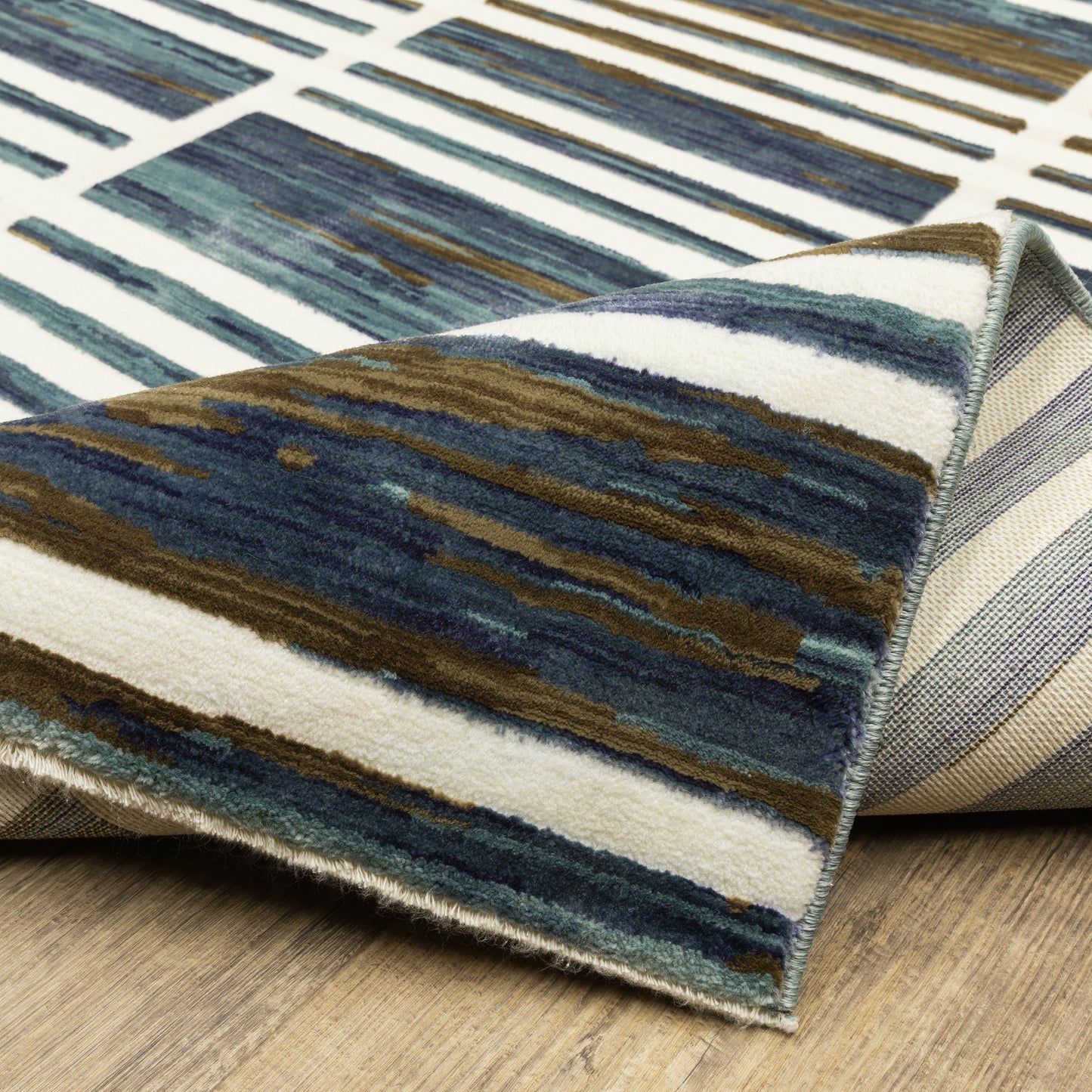 Oriental Weavers Reed Ivory Blue Modern & Contemporary