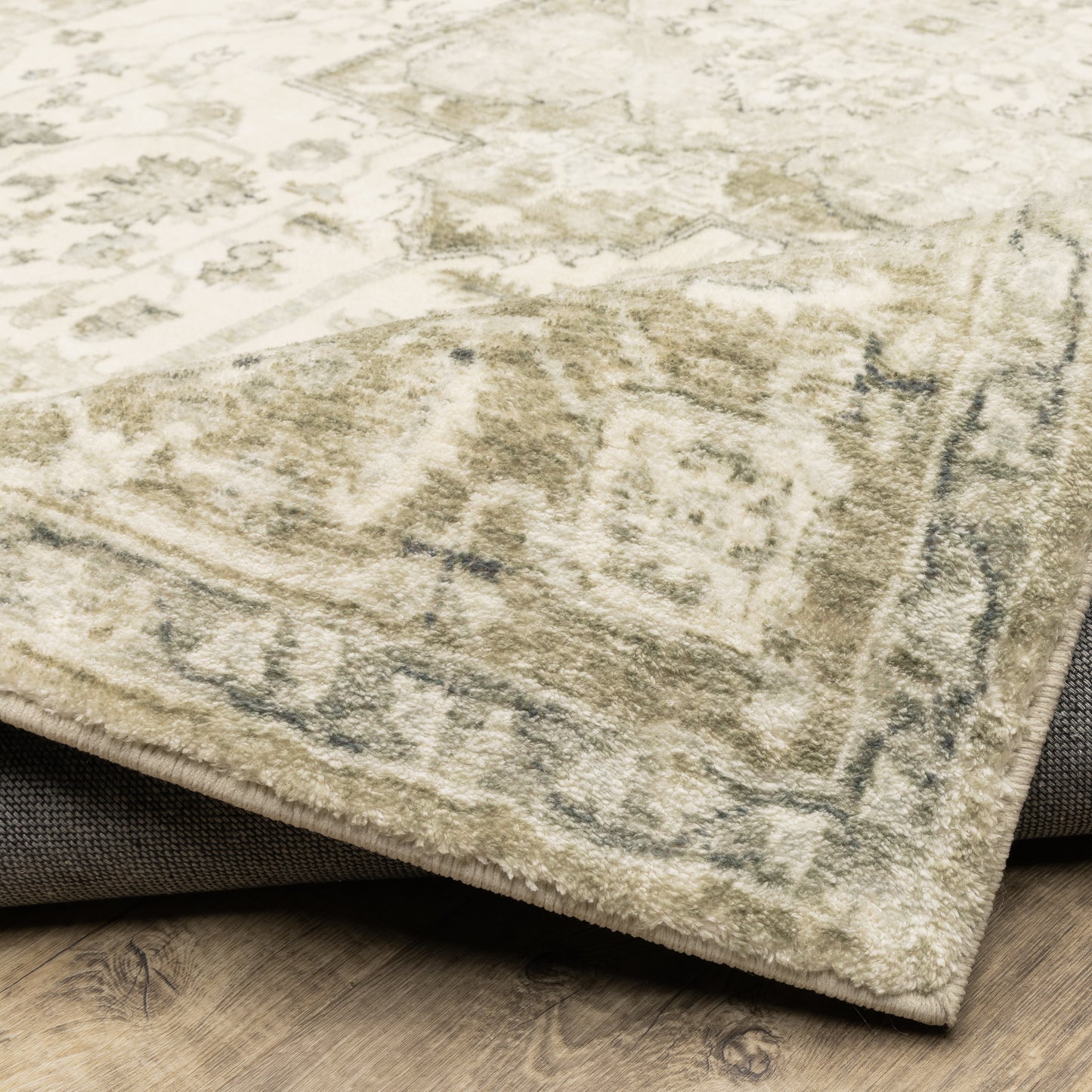 Oriental Weavers Savoy Tan Ivory Traditional