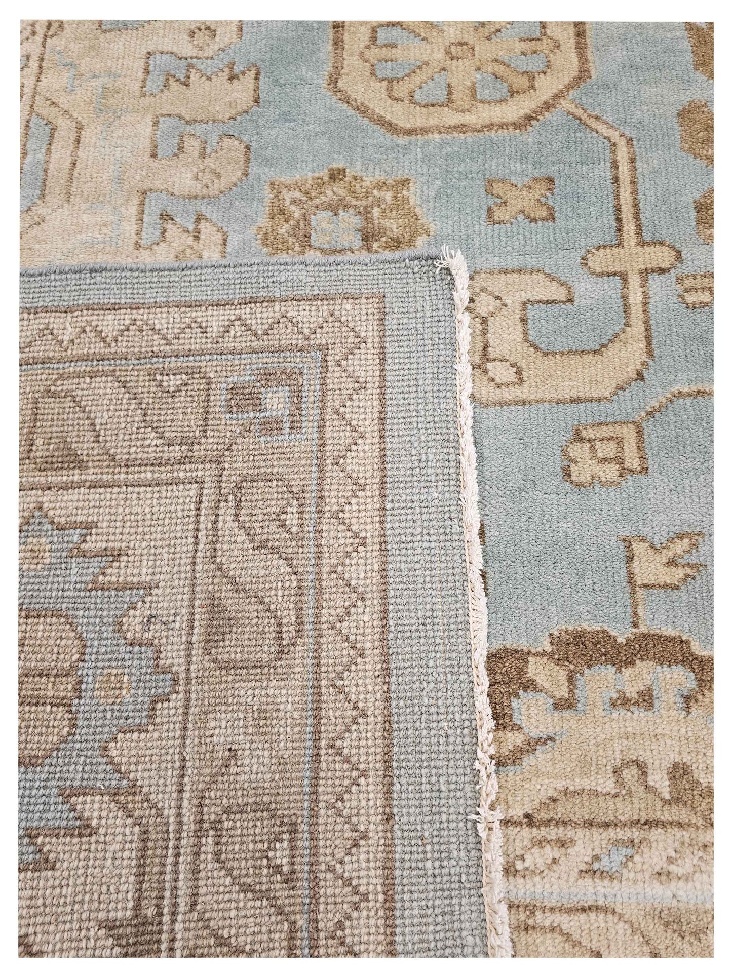 Artisan Freida Lt.Blue Ivory Traditional Knotted Rug