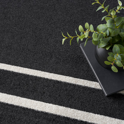 Nourison Home Nourison Essentials  Black Ivory  Contemporary