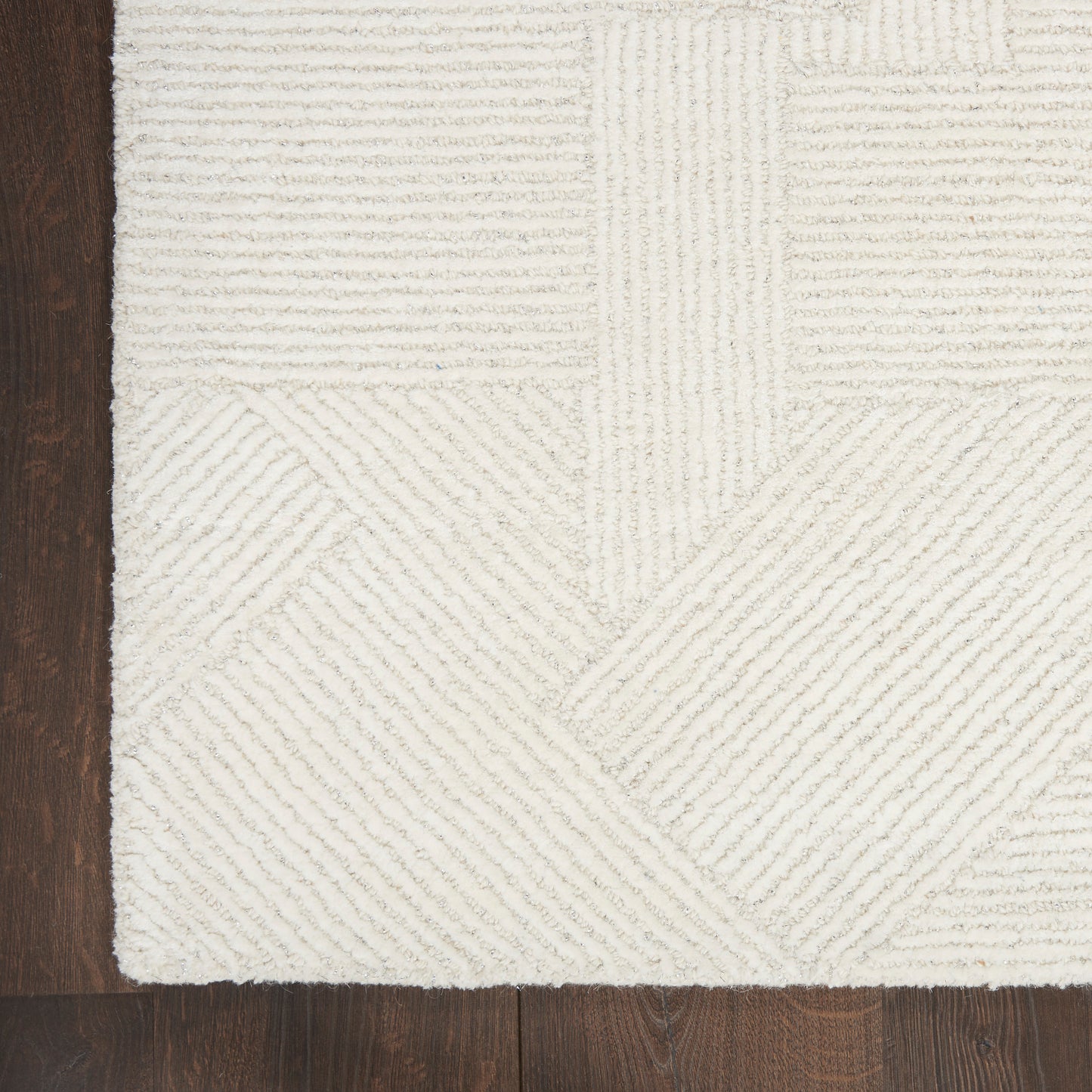 Michael Amini Ma30 Star  Ivory  Contemporary