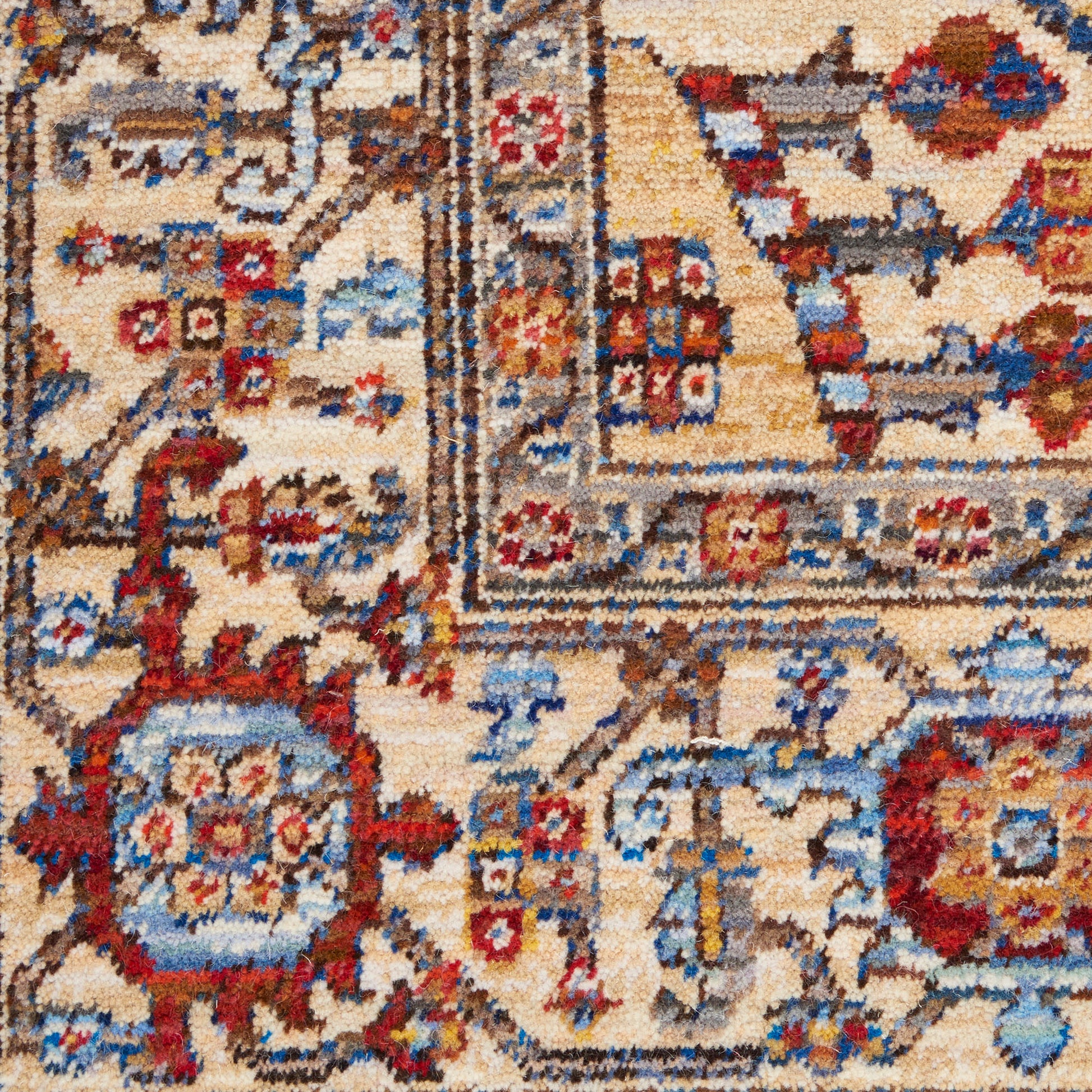 Nourison Home Majestic  Red  Traditional