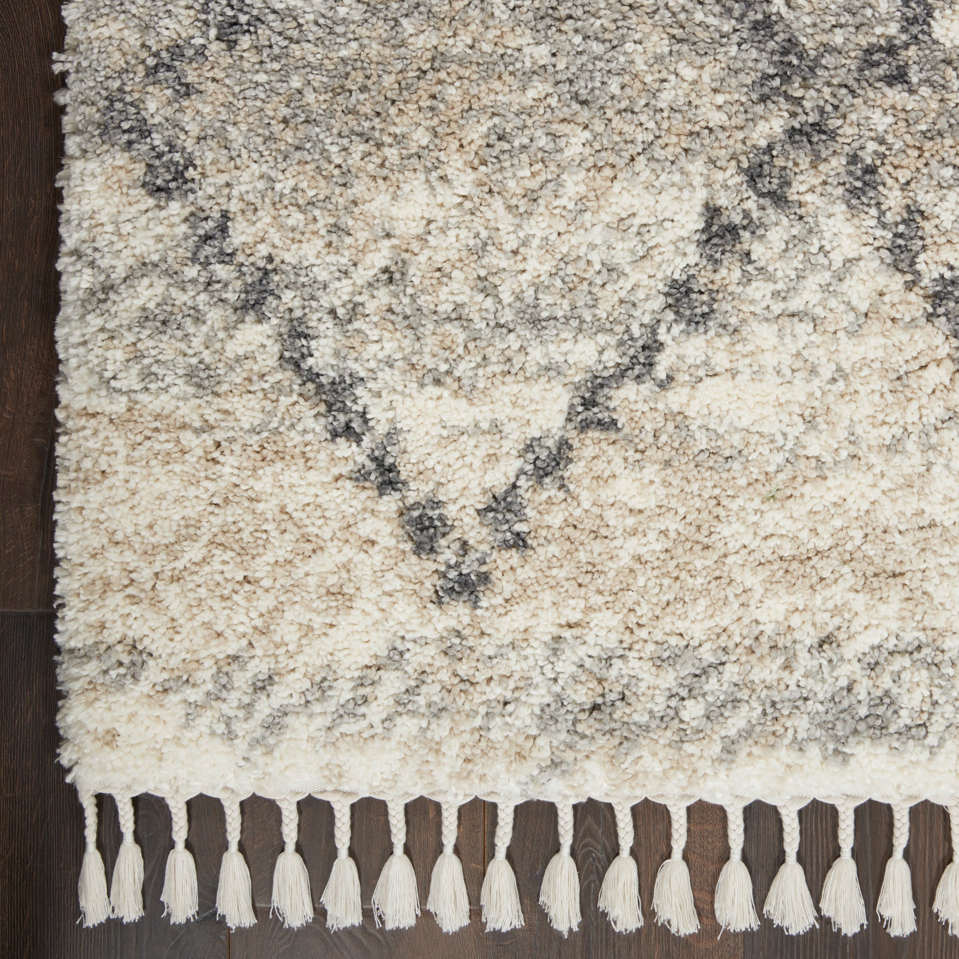 Nourison Home Oslo Shag  Ivory Grey  Contemporary