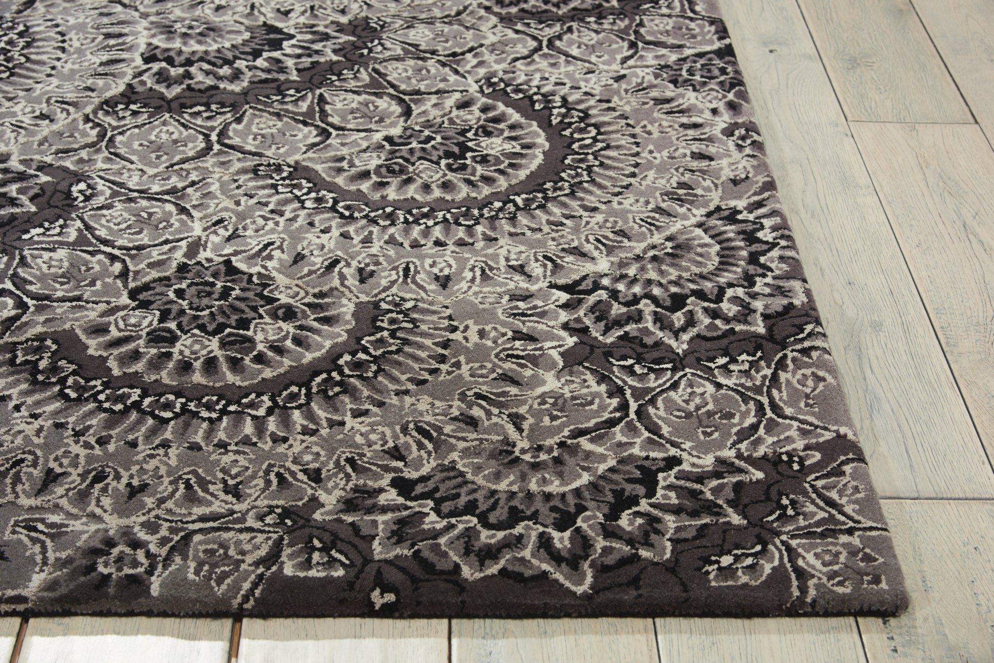 Nourison Home Nourison 2000  Black Grey  Traditional