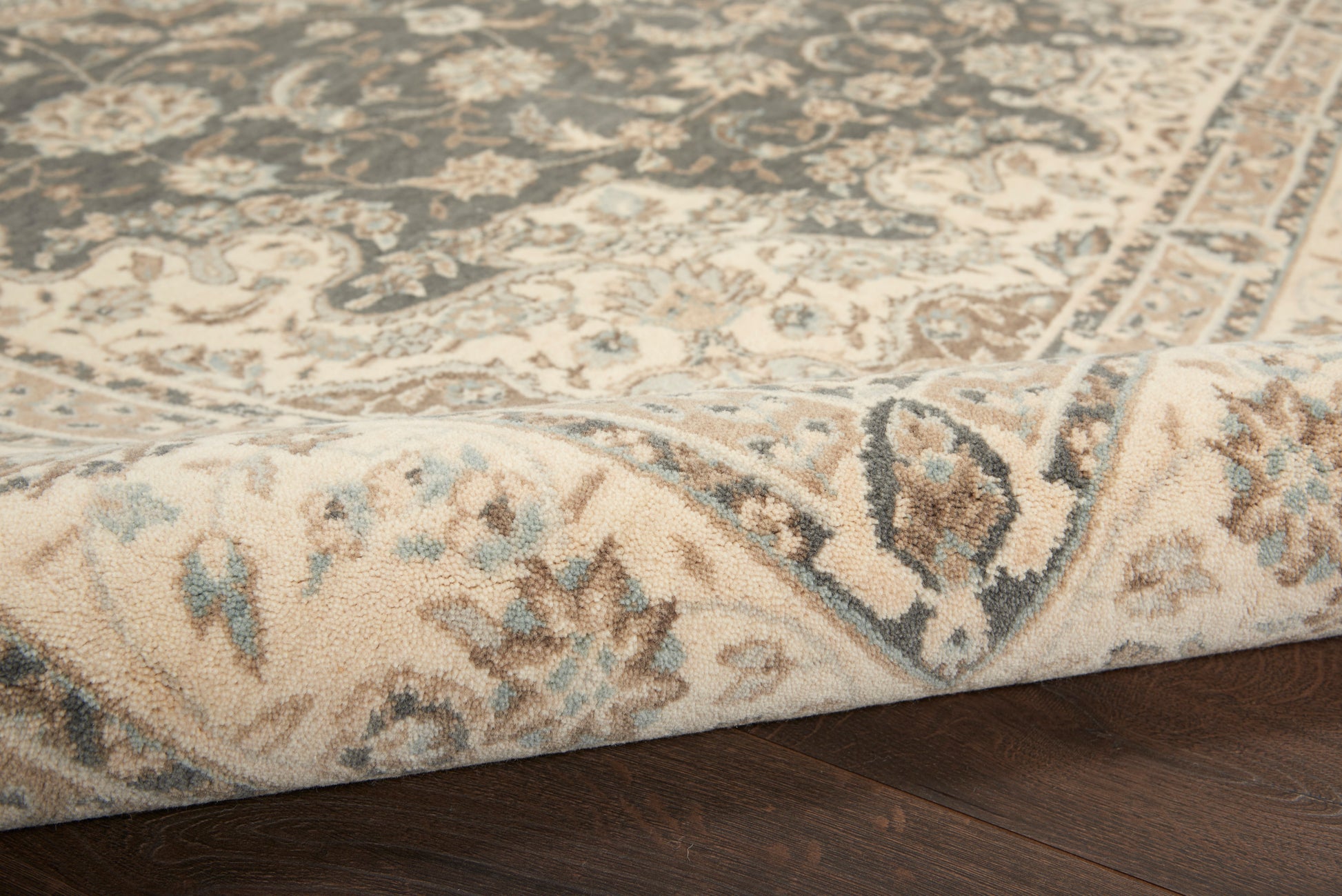 Nourison Home Living Treasures  Grey Ivory  Traditional