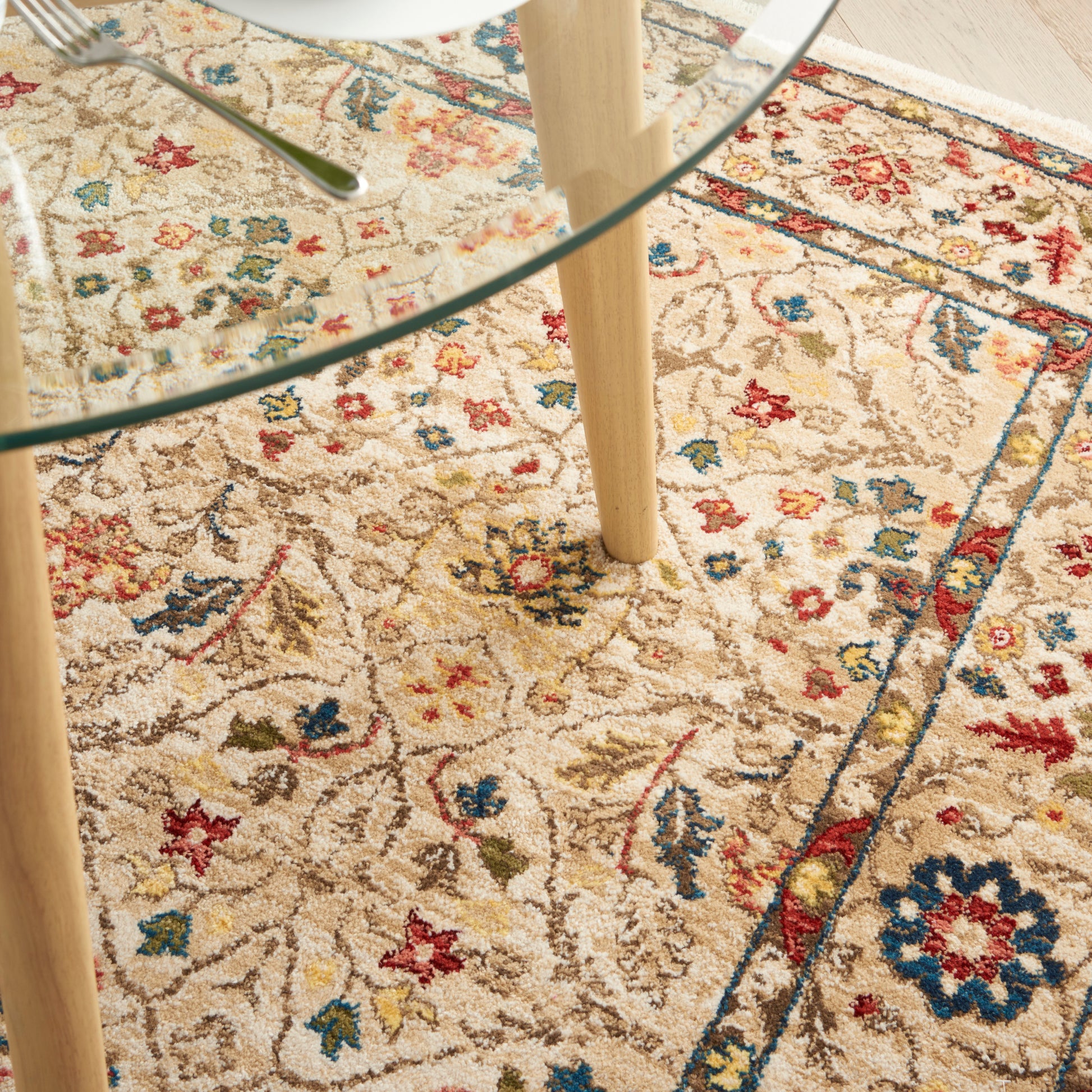 Nourison Home Karisma  Ivory  Traditional