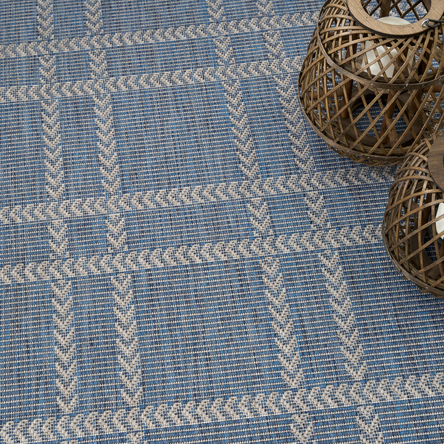 Nourison Home Horizon Indoor/Outdoor  Navy  Contemporary