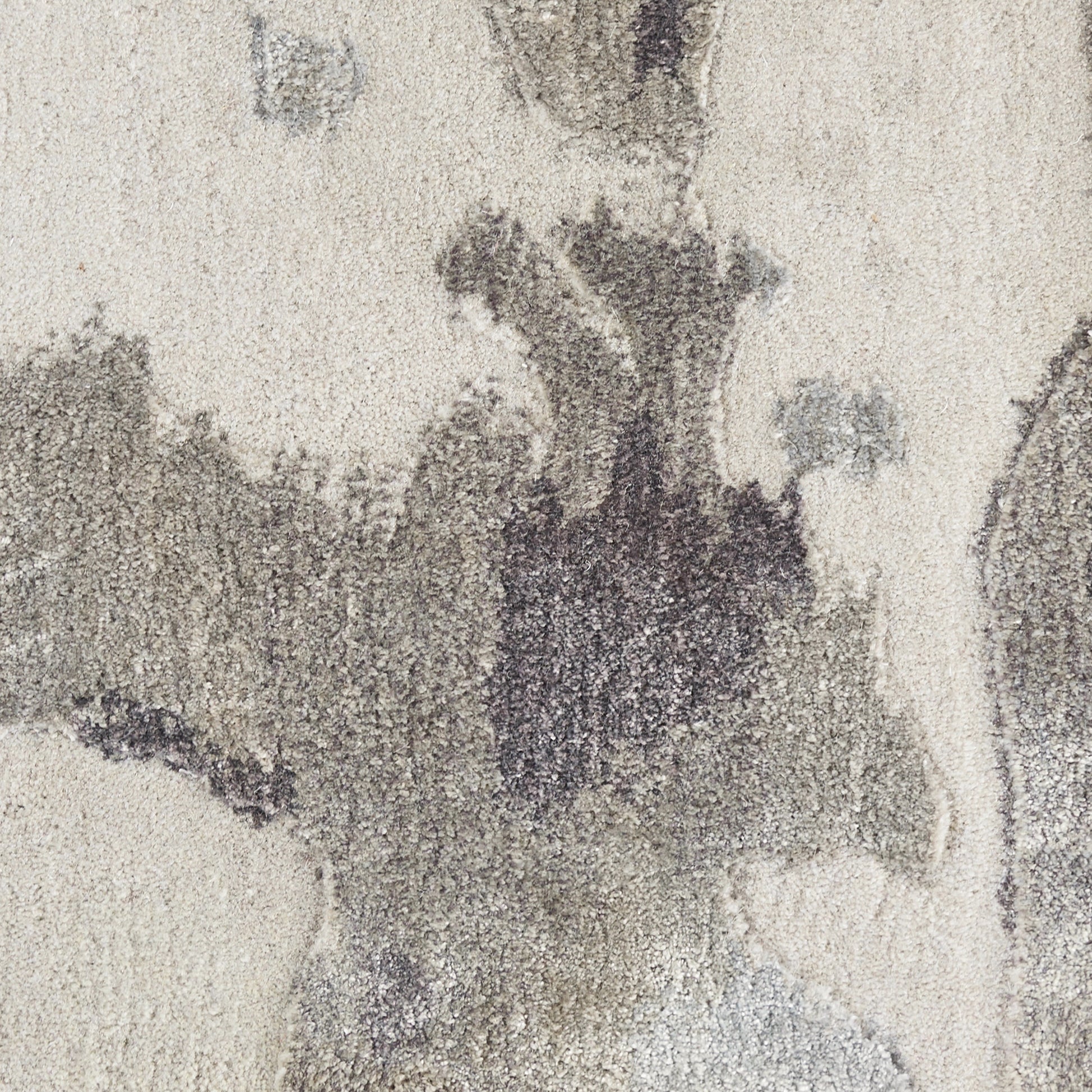 Nourison Home Prismatic  Silver Grey  Contemporary