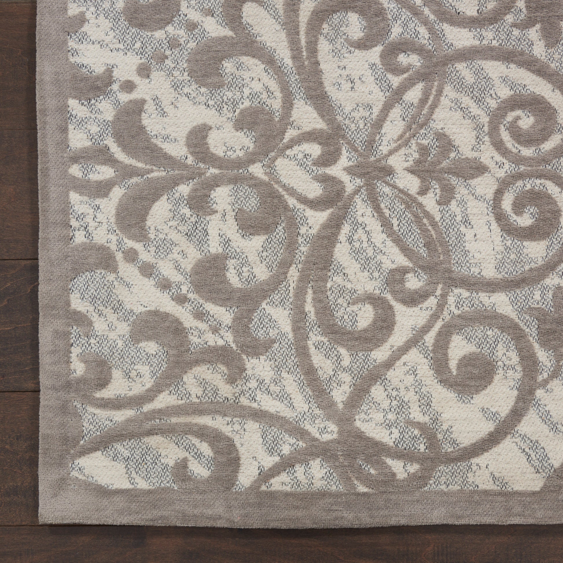 Nourison Home Damask  Ivory Grey  Traditional