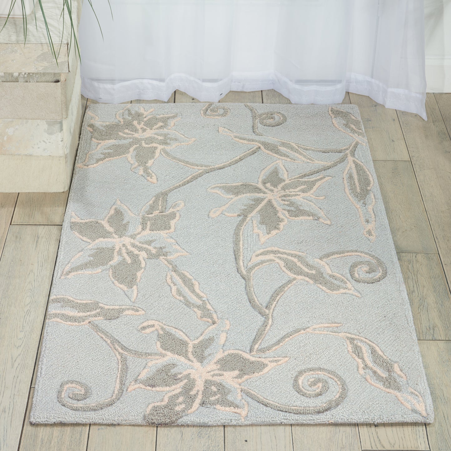 Nourison Home Fantasy  Aqua  Transitional