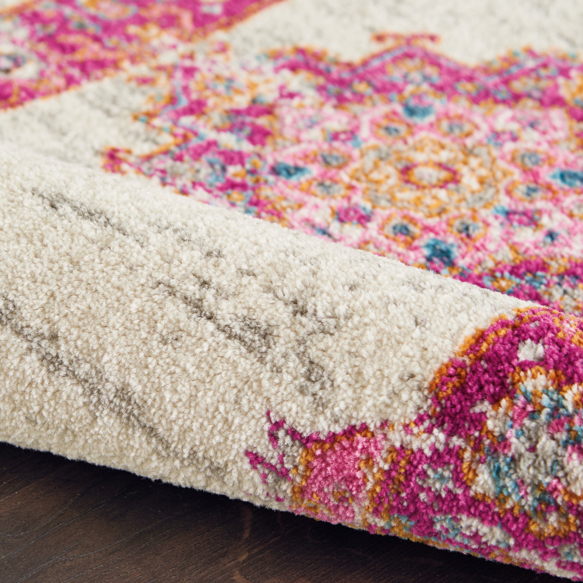 Nourison Home Passion  Ivory Fuchsia  Transitional