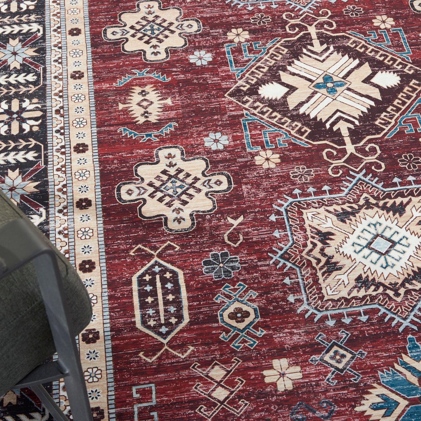 Nourison Home Fulton  Red  Traditional