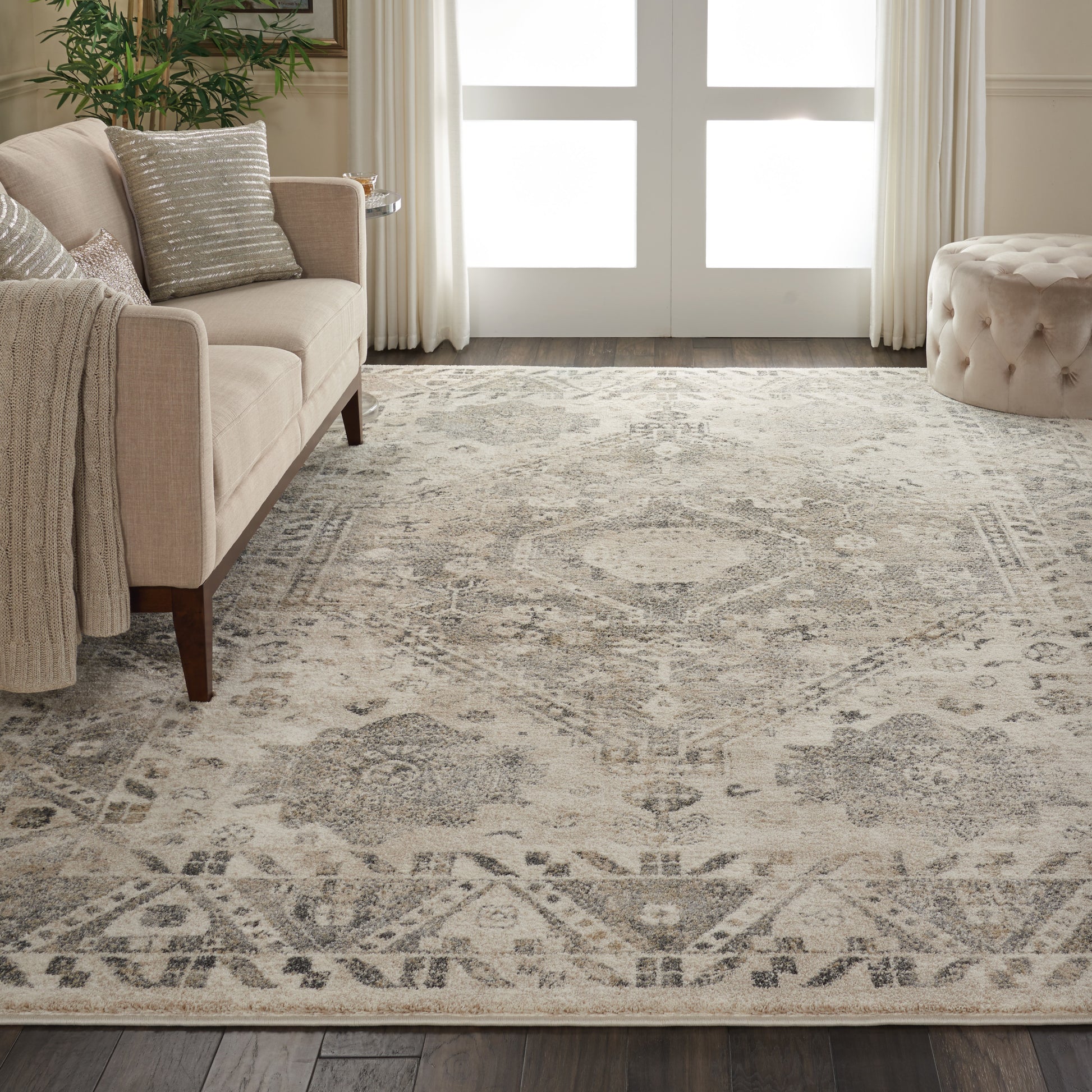 Nourison Home Fusion  Cream Grey  Transitional