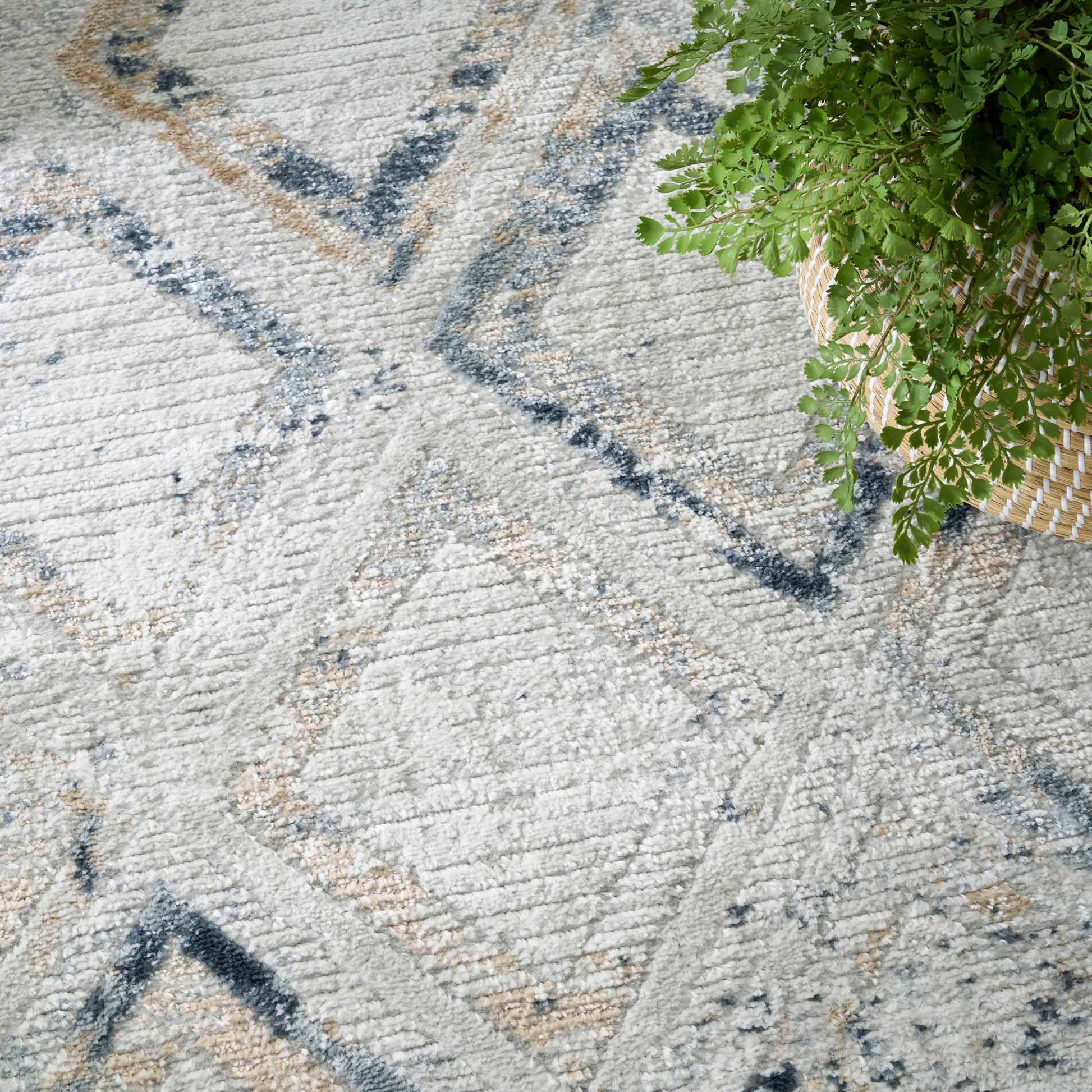 Nourison Home Dekor  Grey Navy  Contemporary