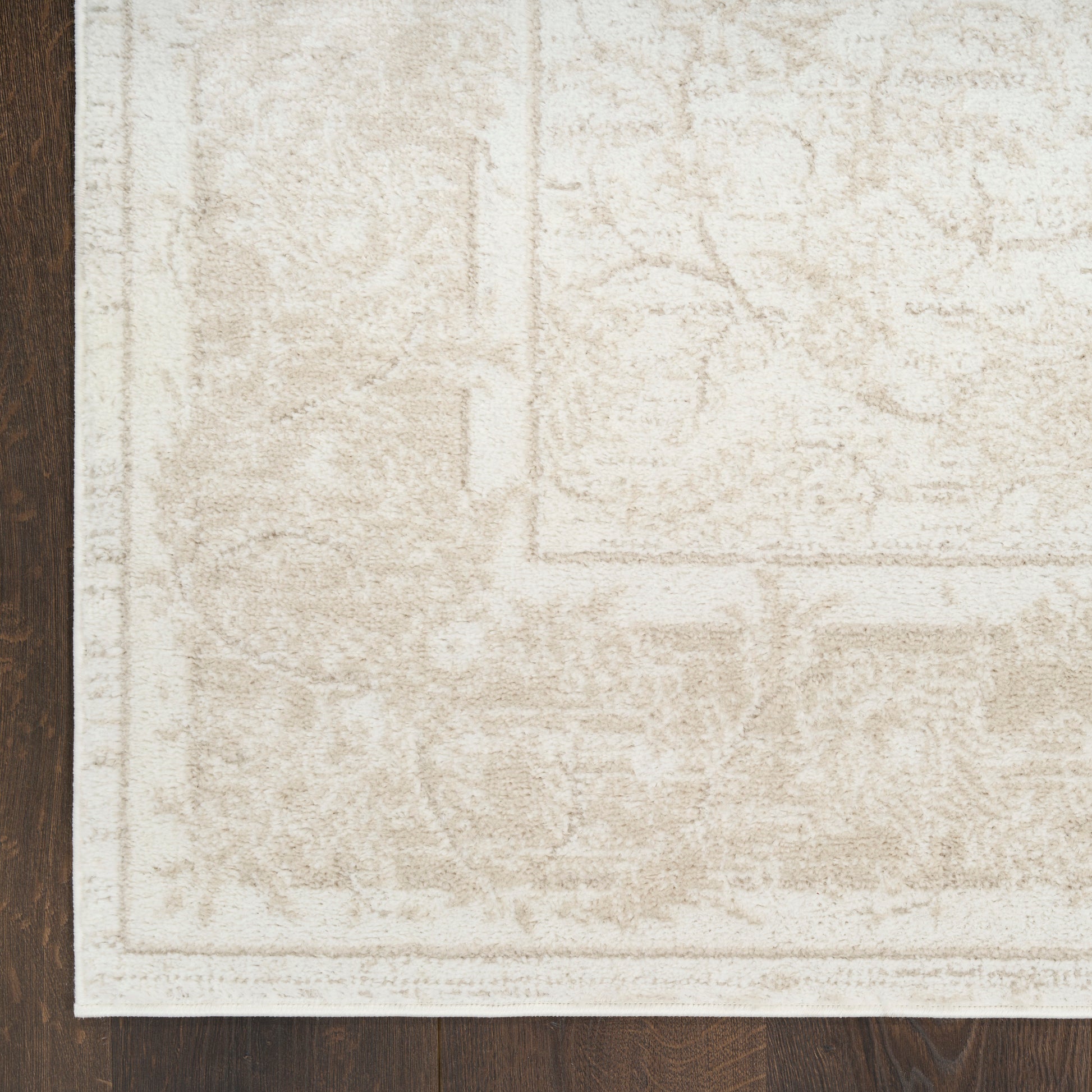 Nourison Home Dekor  Ivory Taupe  Traditional