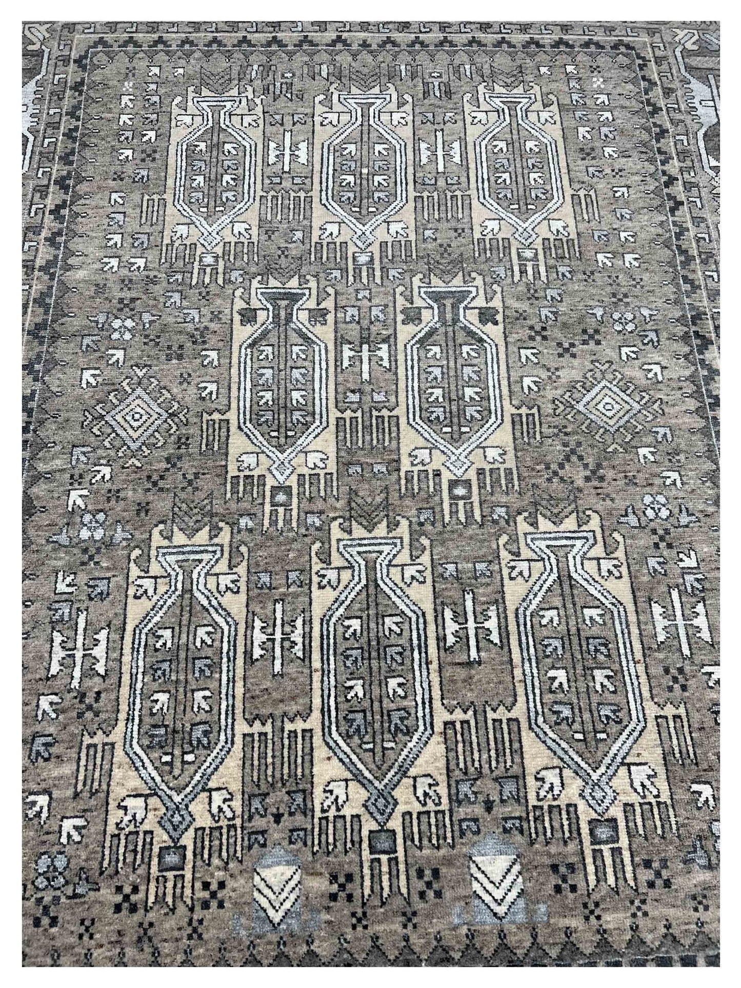 Artisan Nova Fog Transitional Knotted Rugs