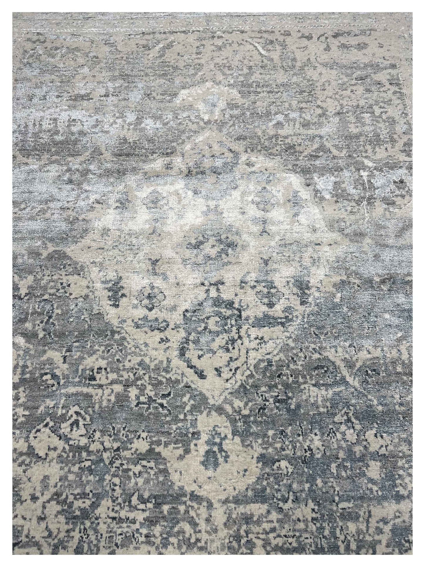 Artisan Nova Mist Transitional Knotted Rugs