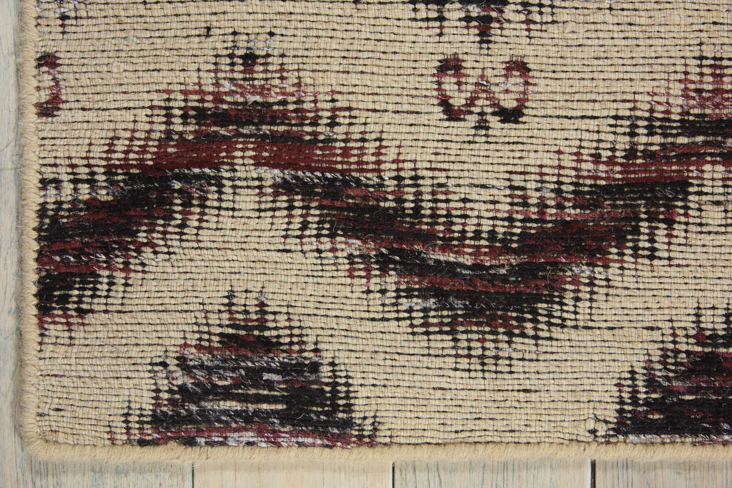 Nourison Home Spectrum  Beige Black  Transitional