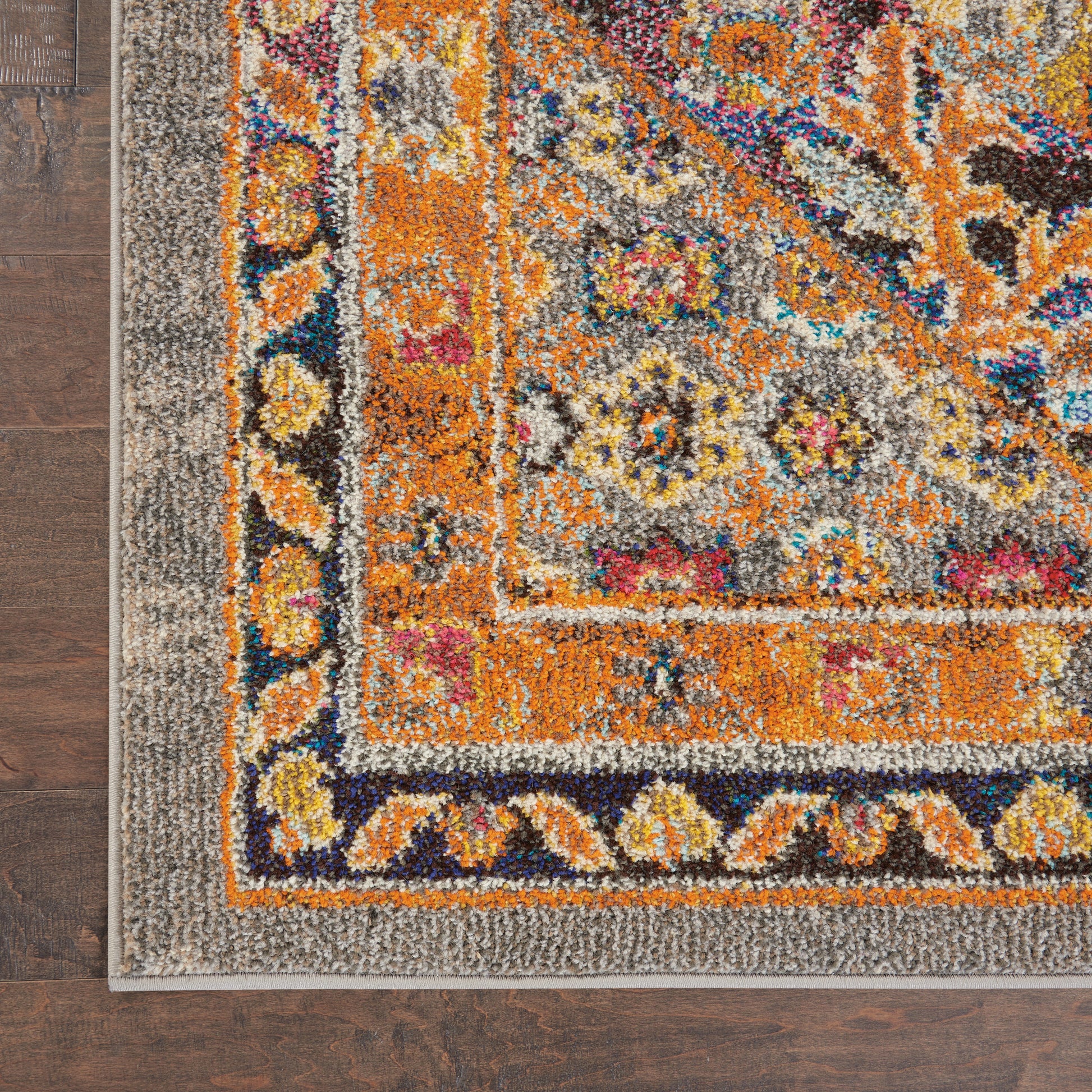 Nourison Home Passionate  Grey  Traditional