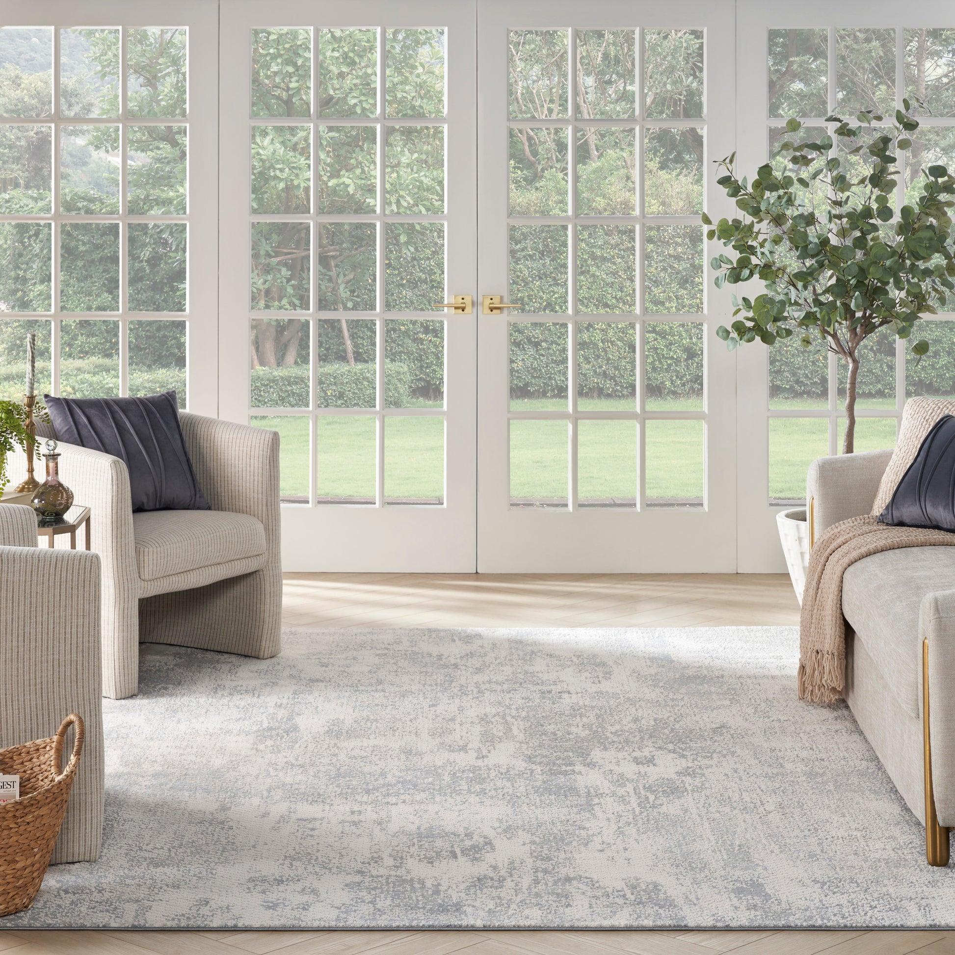 Nourison Home Exhale  Light Grey  Contemporary