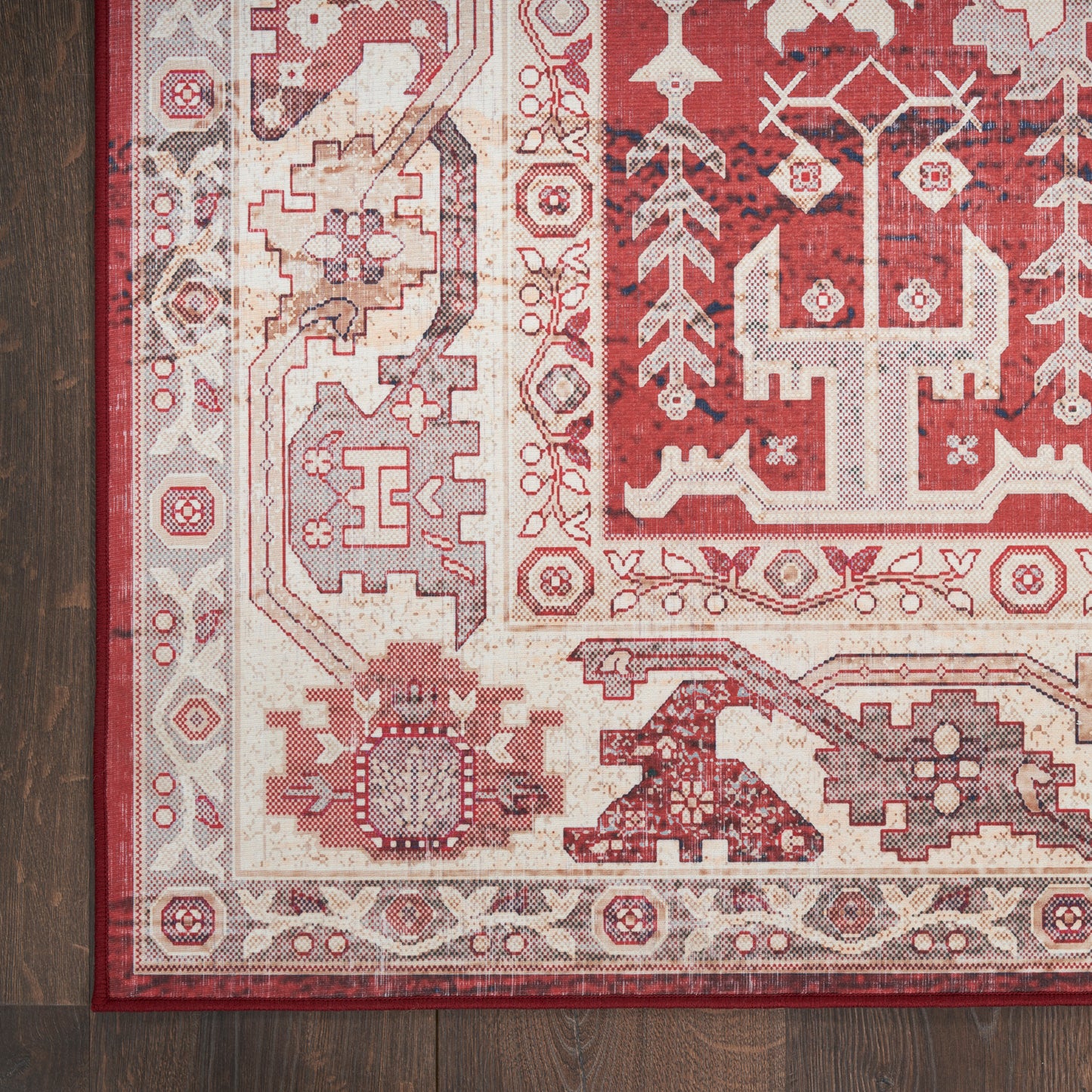 Nourison Home Vintage Home  Red  Traditional