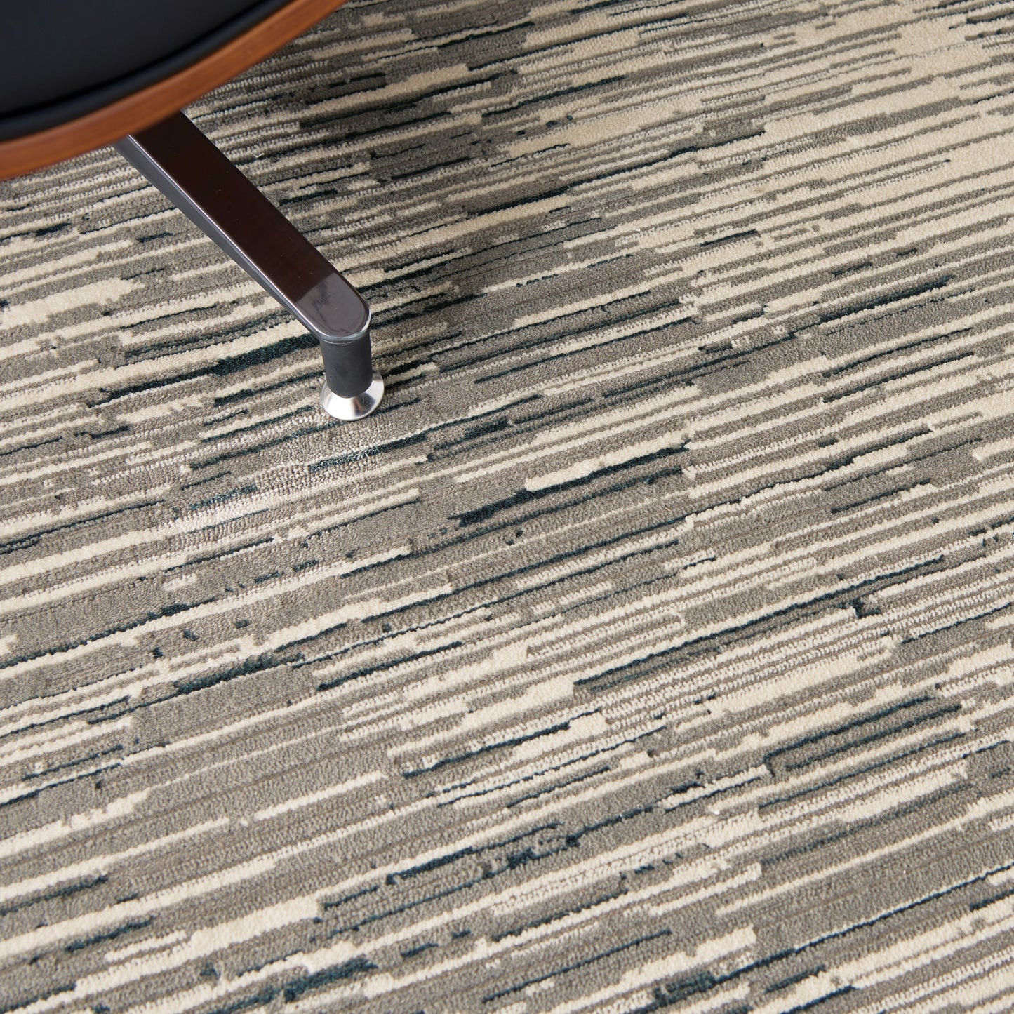 Michael Amini MA90 Uptown  Grey Ivory  Contemporary