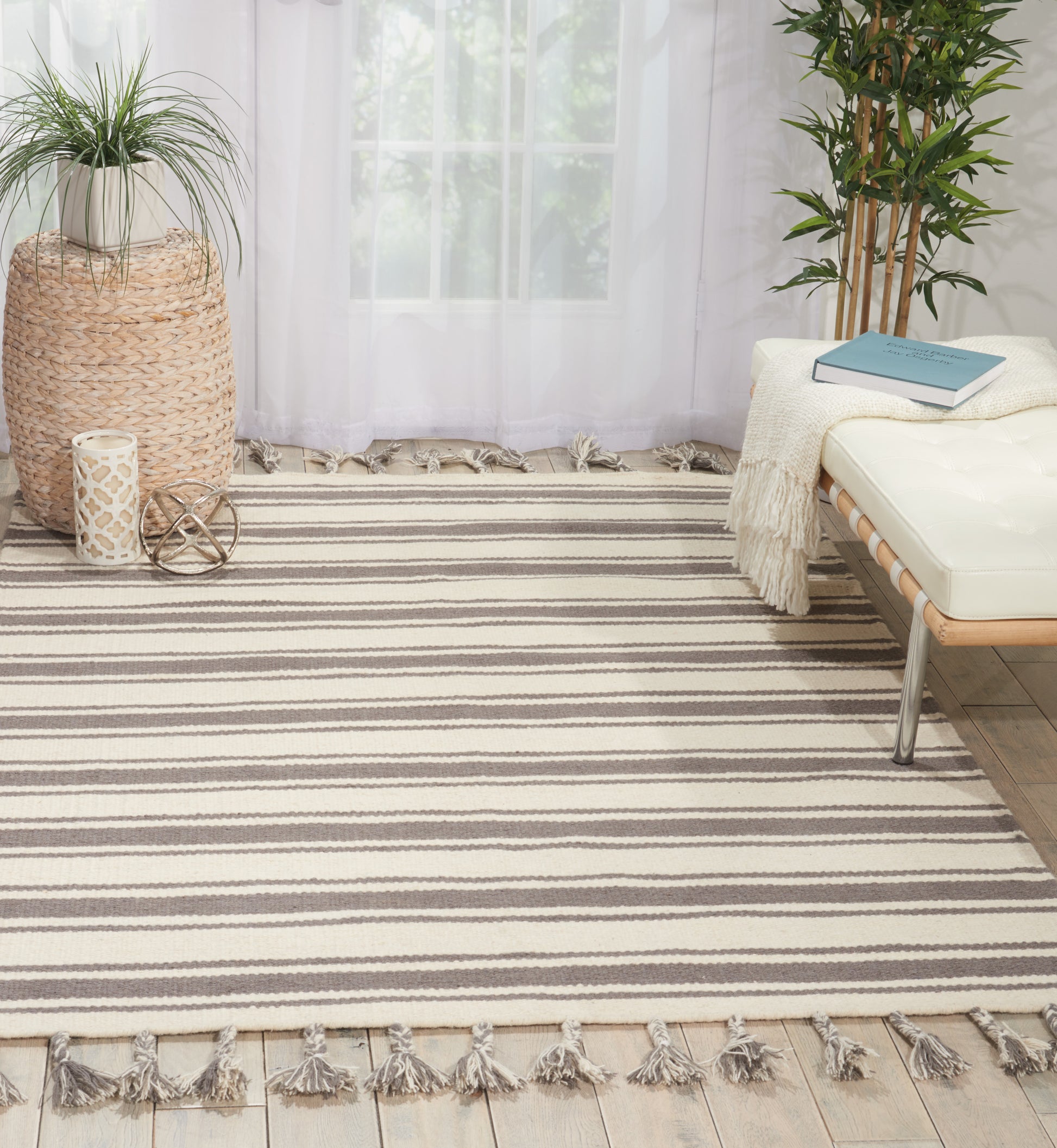 Nourison Home Rio Vista  Ivory Grey  Contemporary