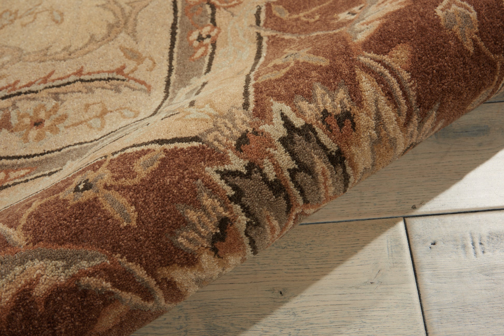 Nourison Home Heritage Hall  Mist  Traditional