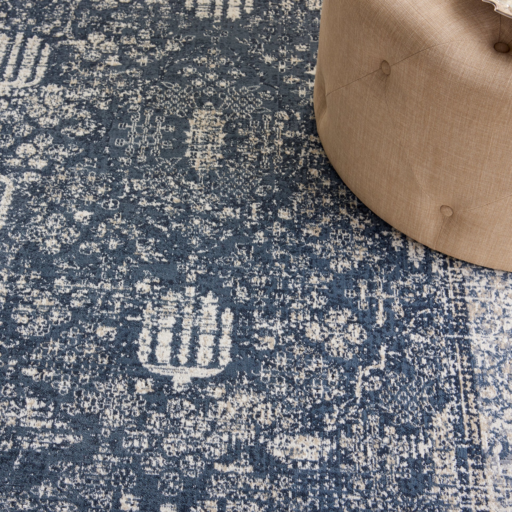 Nourison Home Malta  Navy Ivory  Traditional