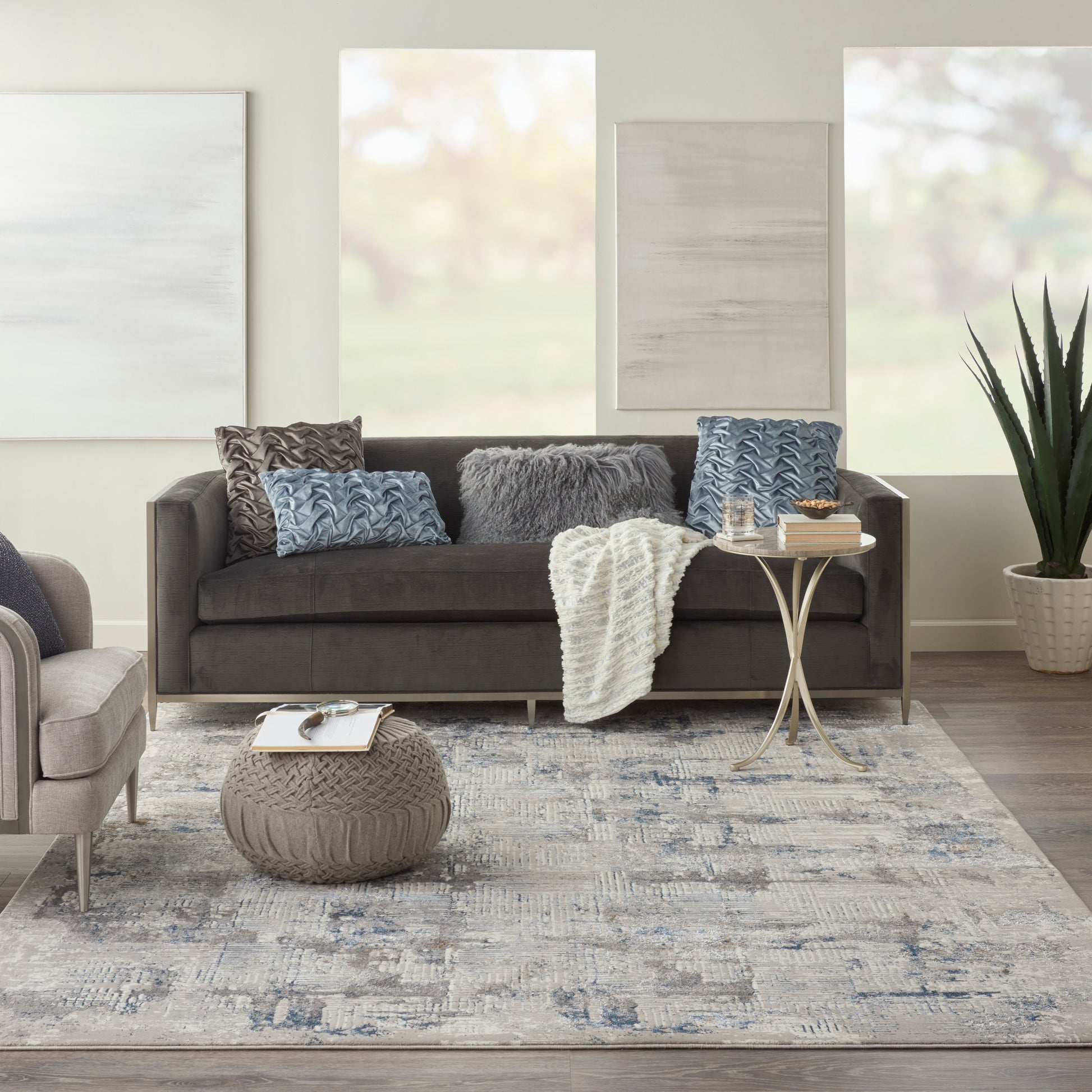 Nourison Home Royal Terrace  Ivory Blue  Contemporary