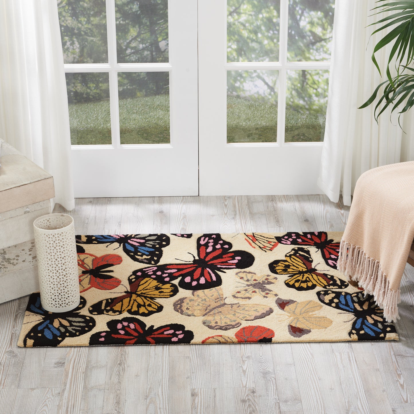 Nourison Home Fantasy  Beige  Contemporary