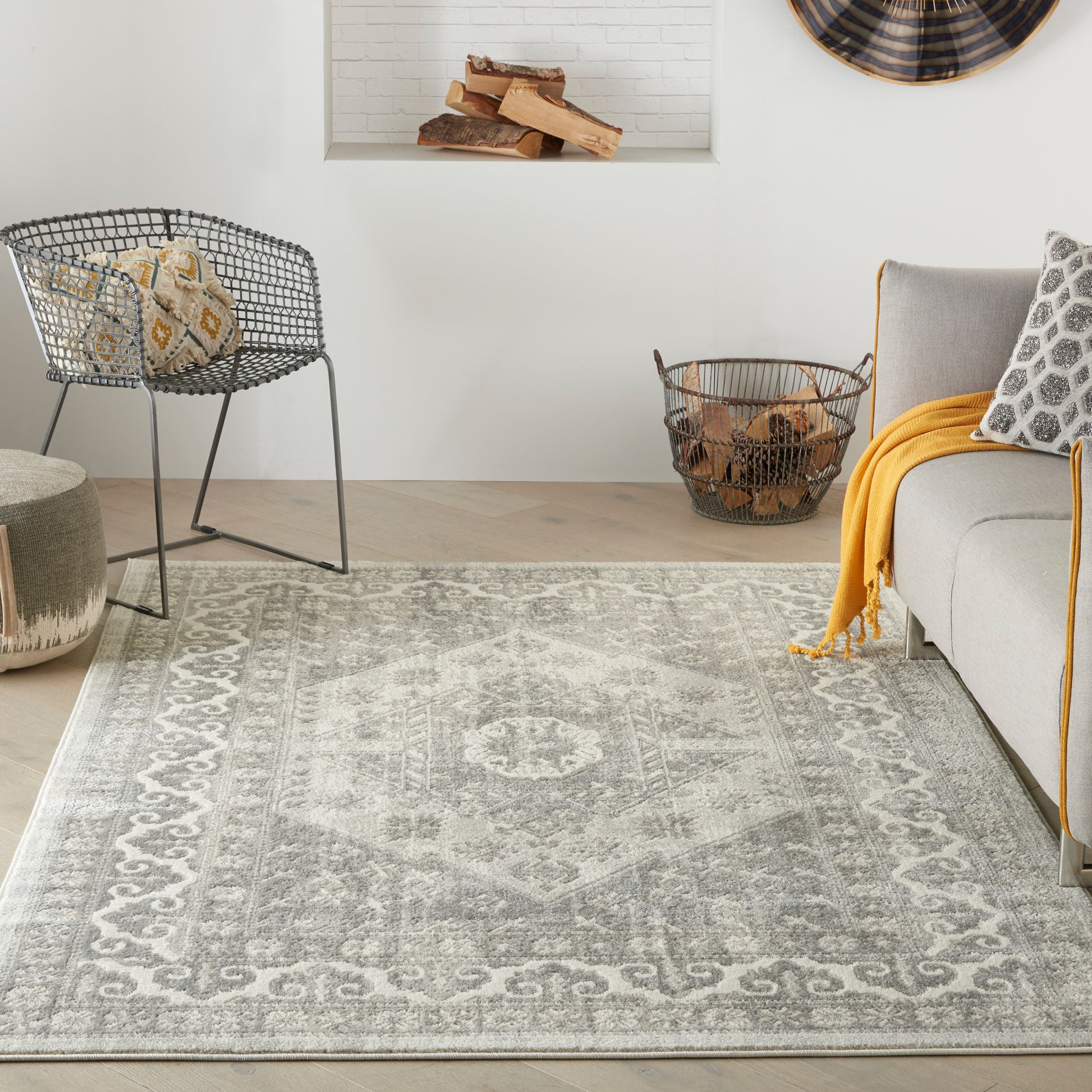 Nourison Home Cyrus  Ivory  Traditional